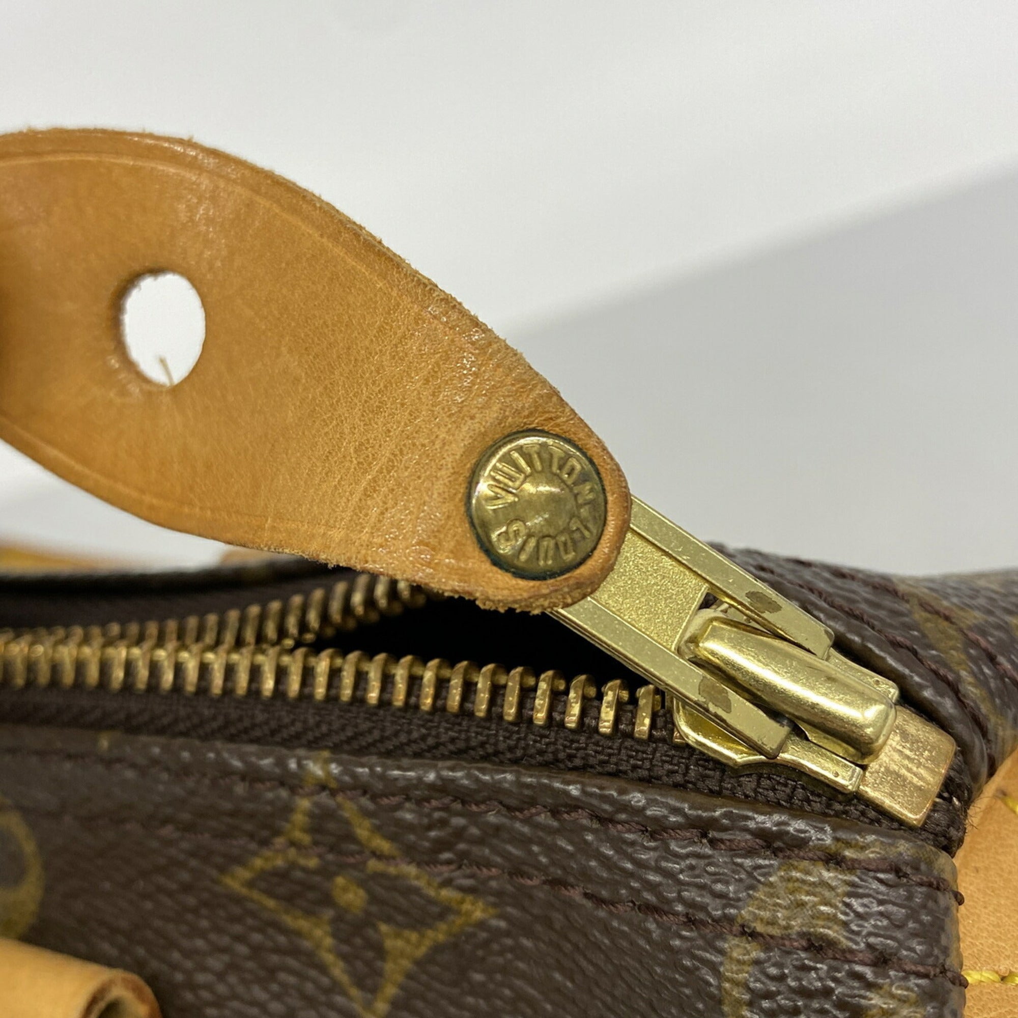 Louis Vuitton Brown Handbag (Pre-Owned)
