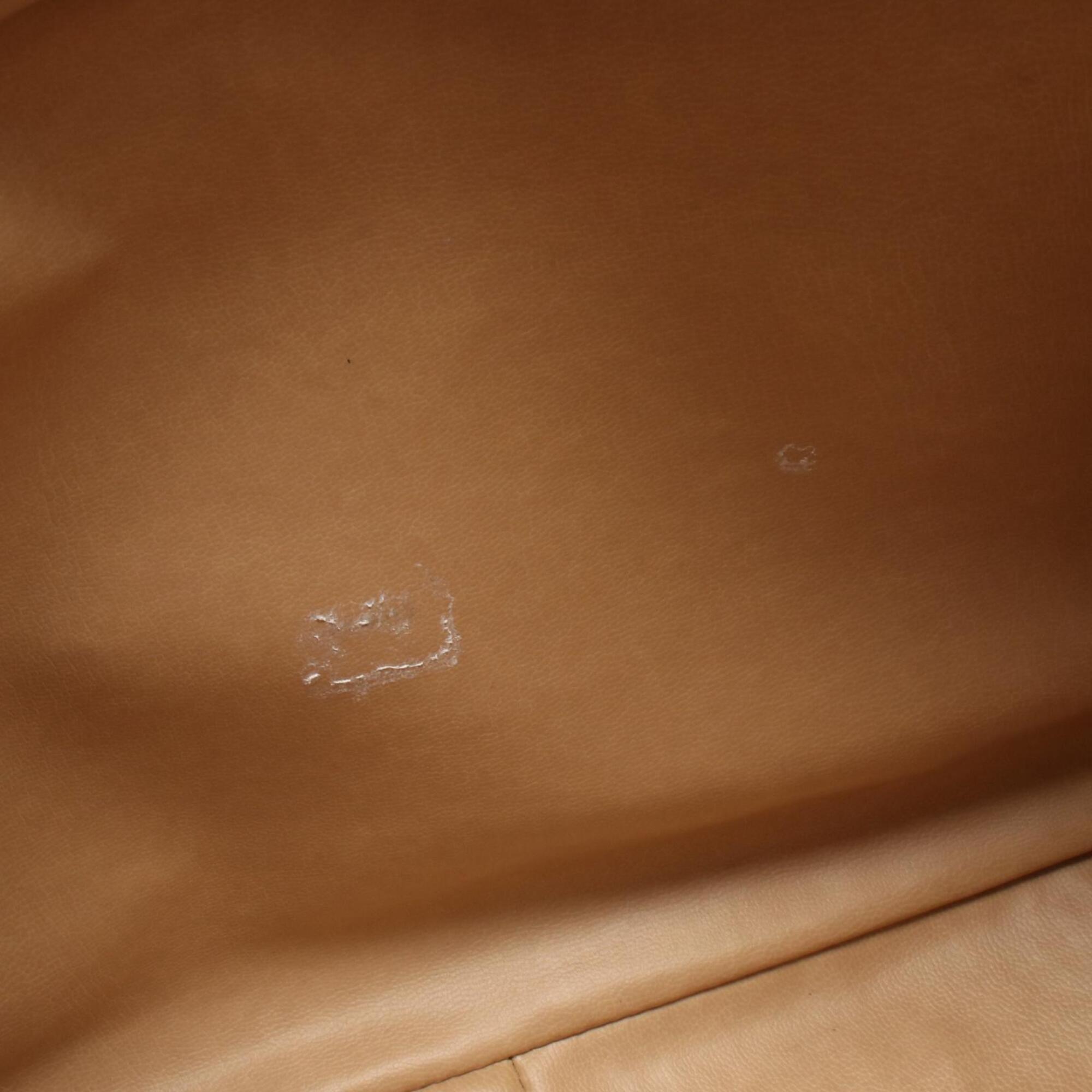 Chanel Beige Grained Calfskin Handbag Tote Bag (Pre-Owned)