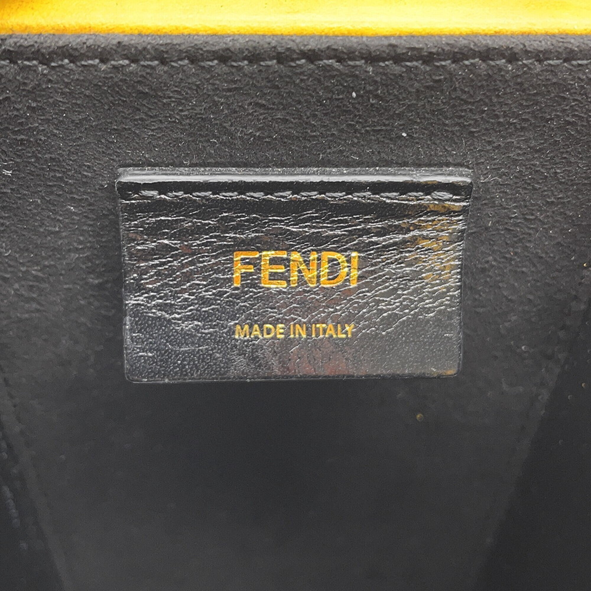 Fendi Yellow Leather Shoulder Bag (Pre-Owned)