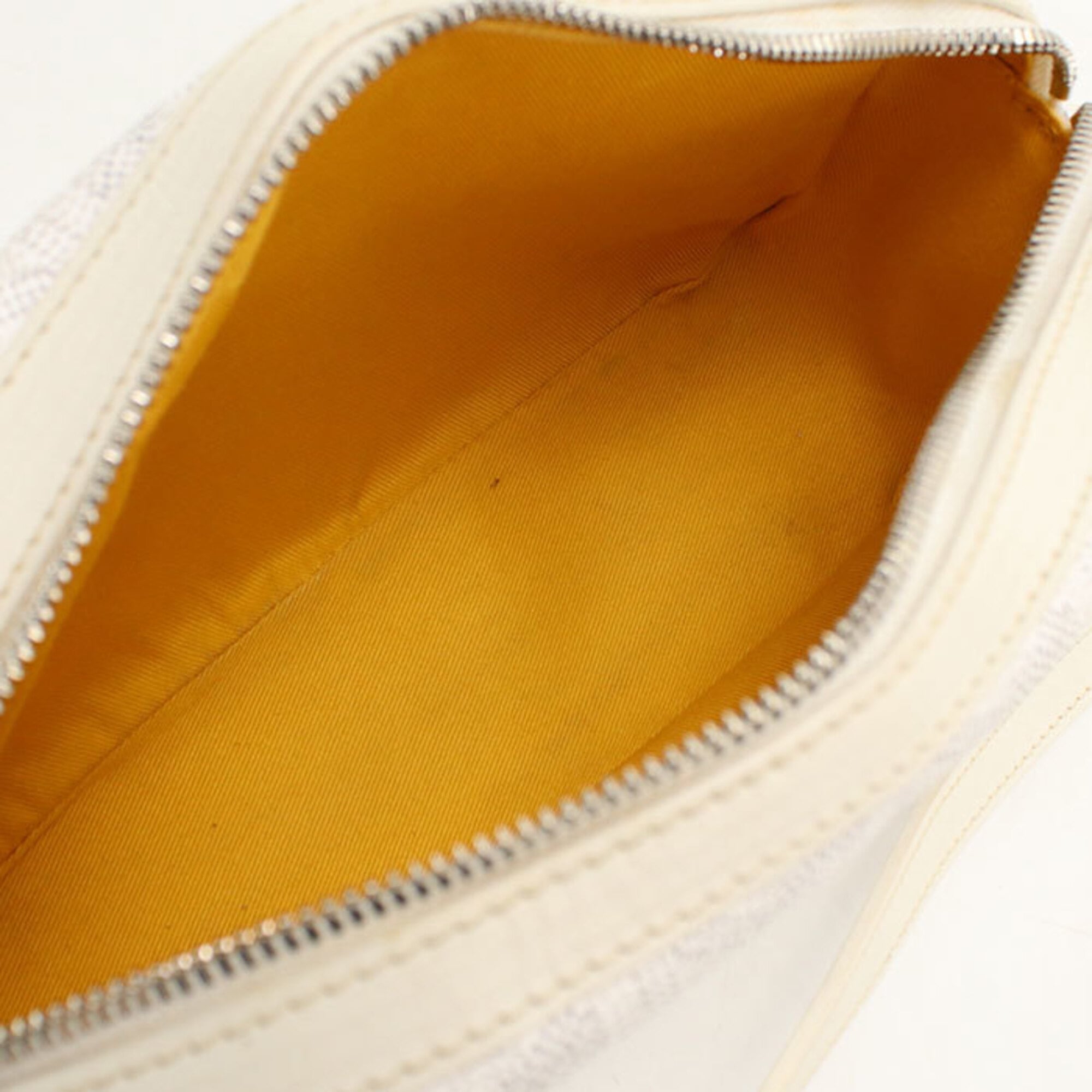 Goyard White Canvas Shoulder Bag (Pre-Owned)