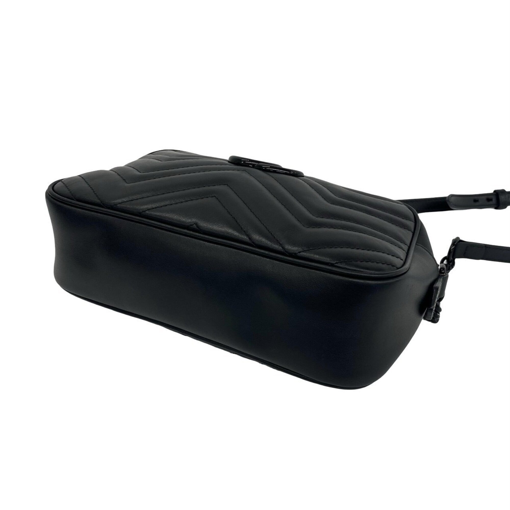 Gucci Black Leather Pochette Shoulder Bag (Pre-Owned)