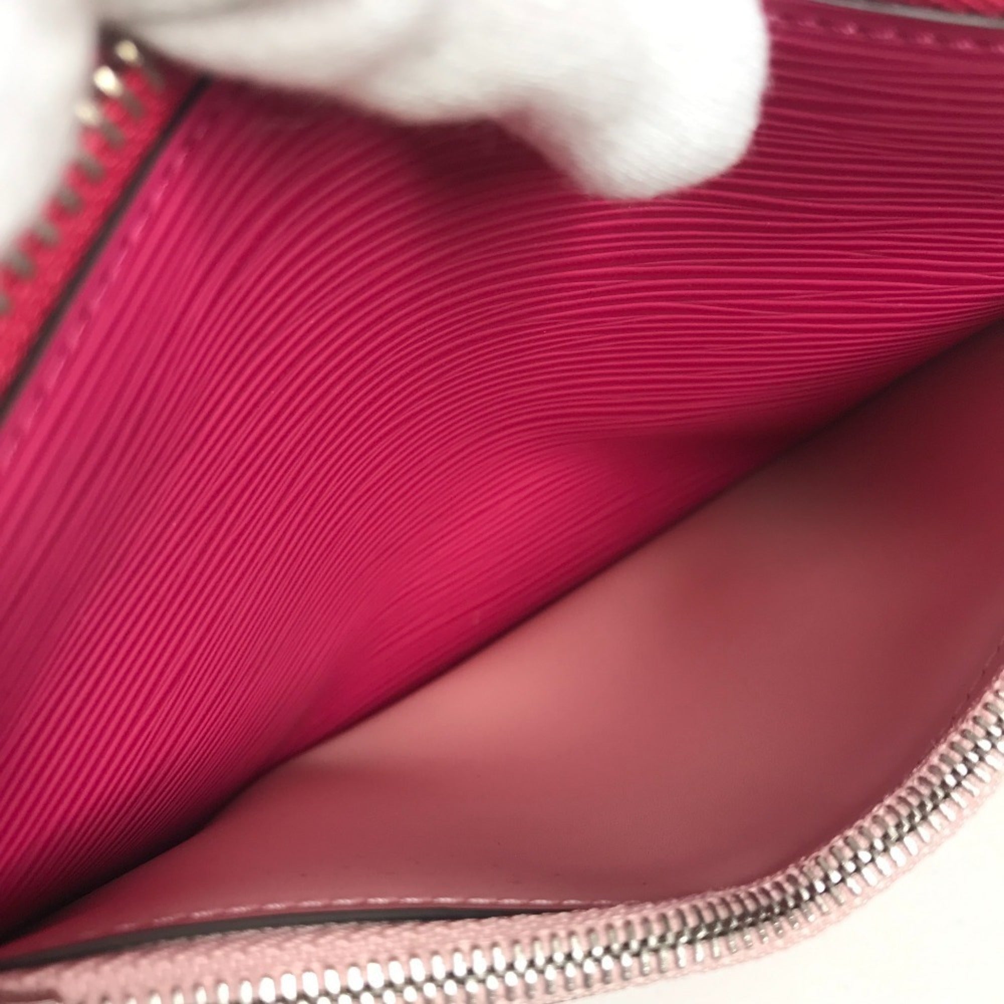 Louis Vuitton Coquelicots Pink Red Color Epi Leather Clutch Bag Handbag Pochette Pouch (Pre-Owned)