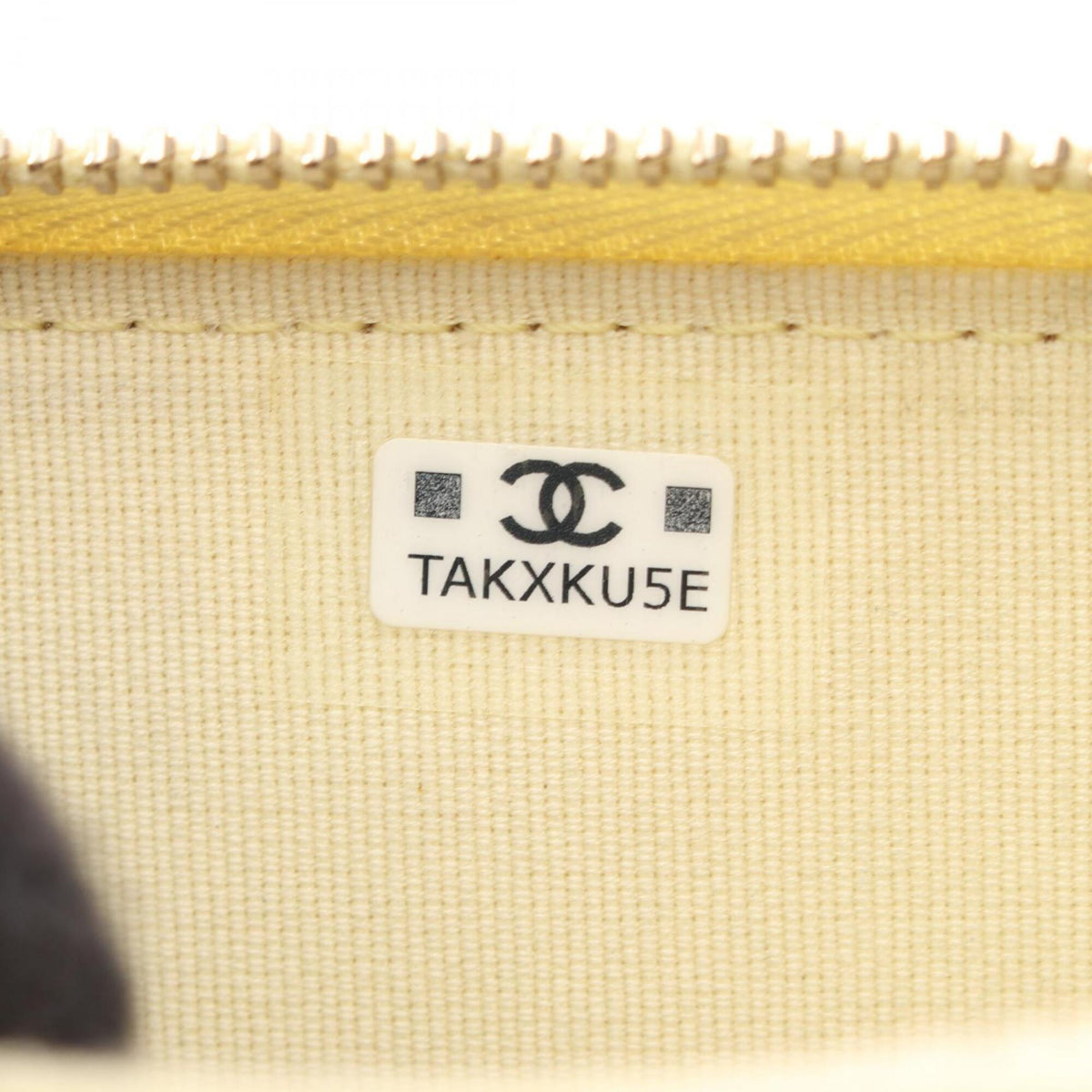 Chanel Yellow Leather Coin Purse/Coin Case (Pre-Owned)