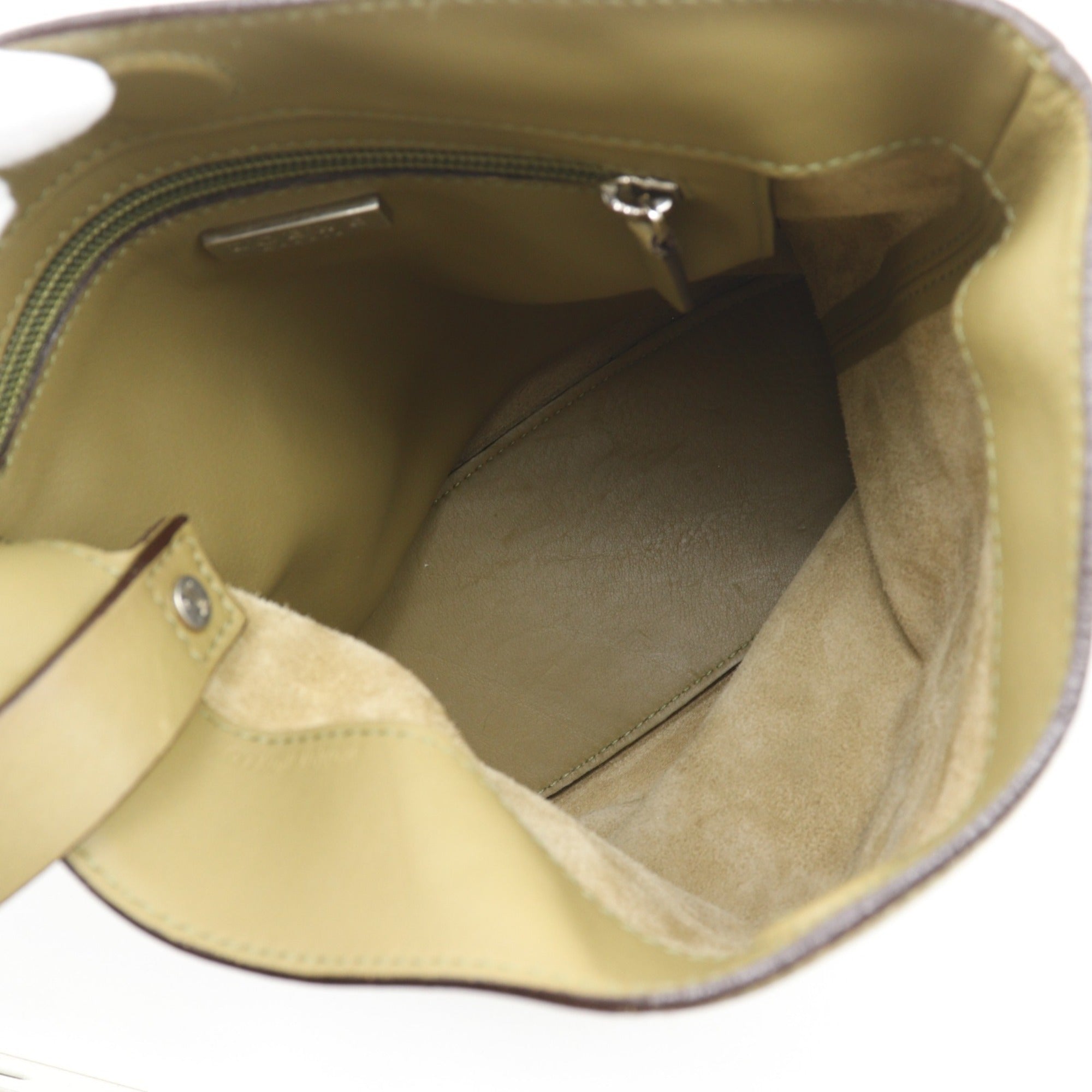 Loewe Olive Leather Shoulder Bag (Pre-Owned)