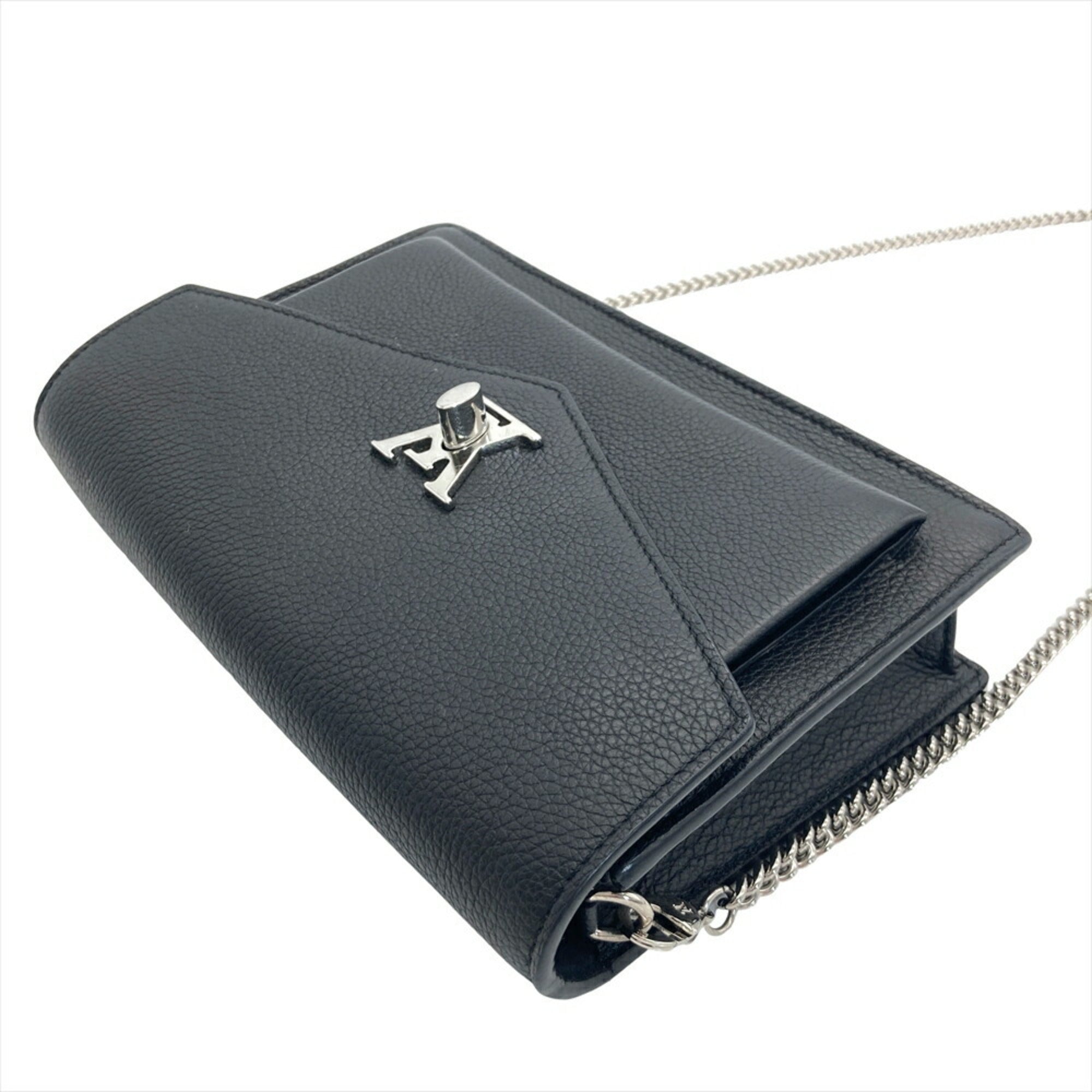 Louis Vuitton Black Leather Pochette Shoulder Bag (Pre-Owned)