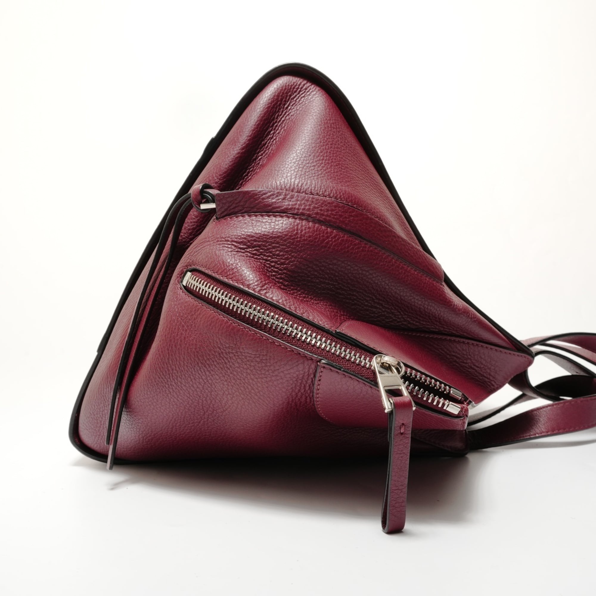 Loewe Hammock Red Color Leather Handbag (Pre-Owned)