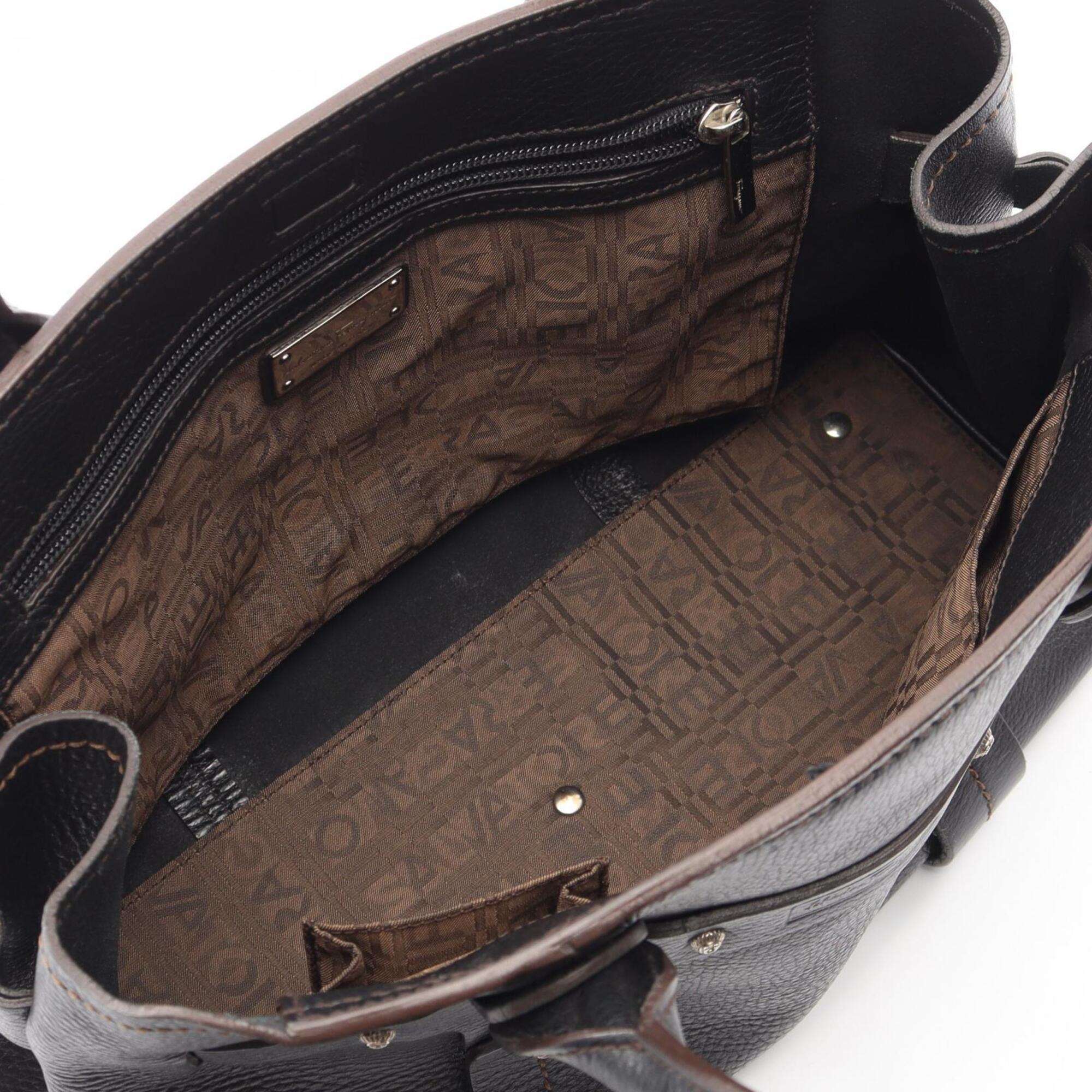 Salvatore Ferragamo Black Leather Handbag Shoulder Bag (Pre-Owned)