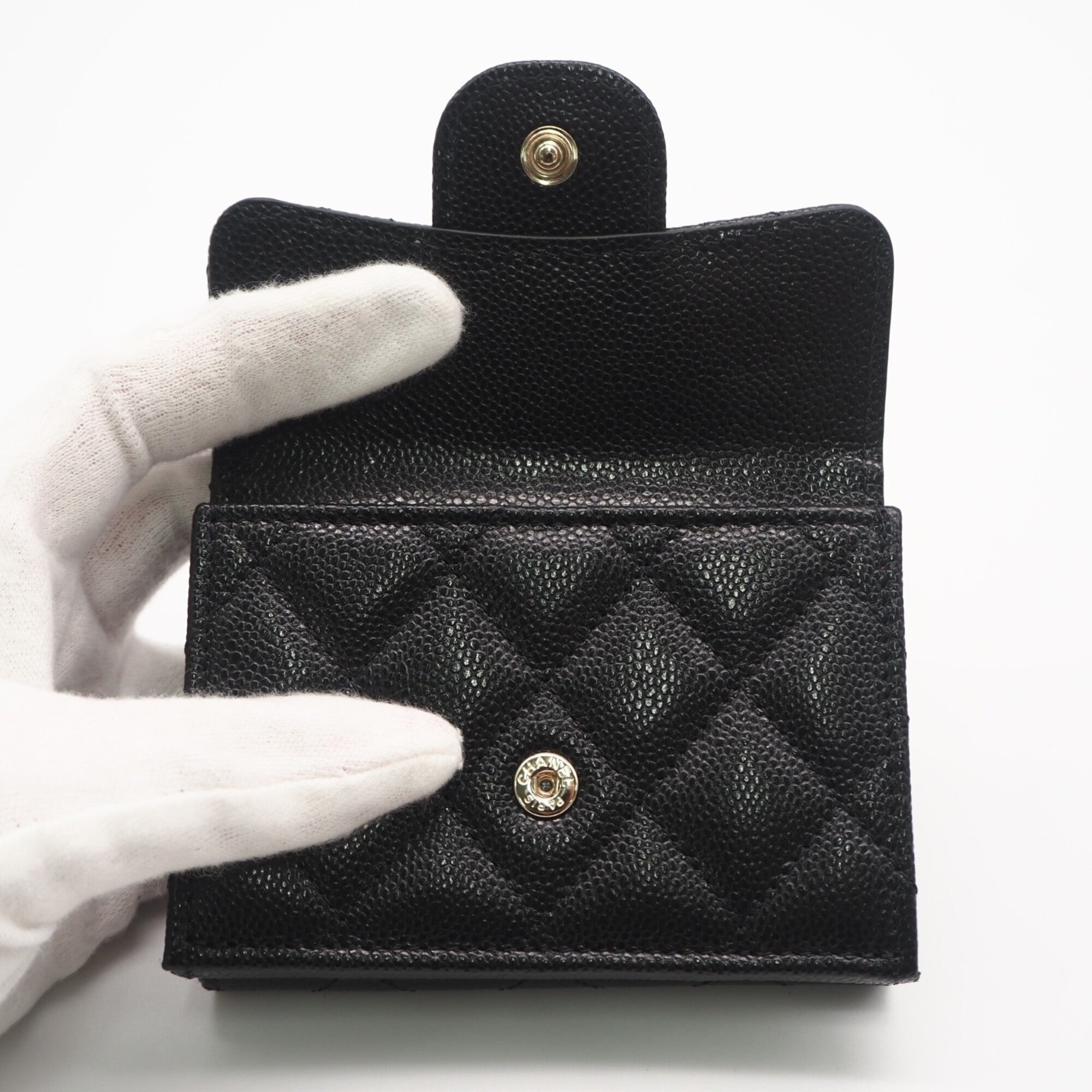 Chanel Matelasse Black Grained Calfskin Wallet (Tri-Fold) (Pre-Owned)