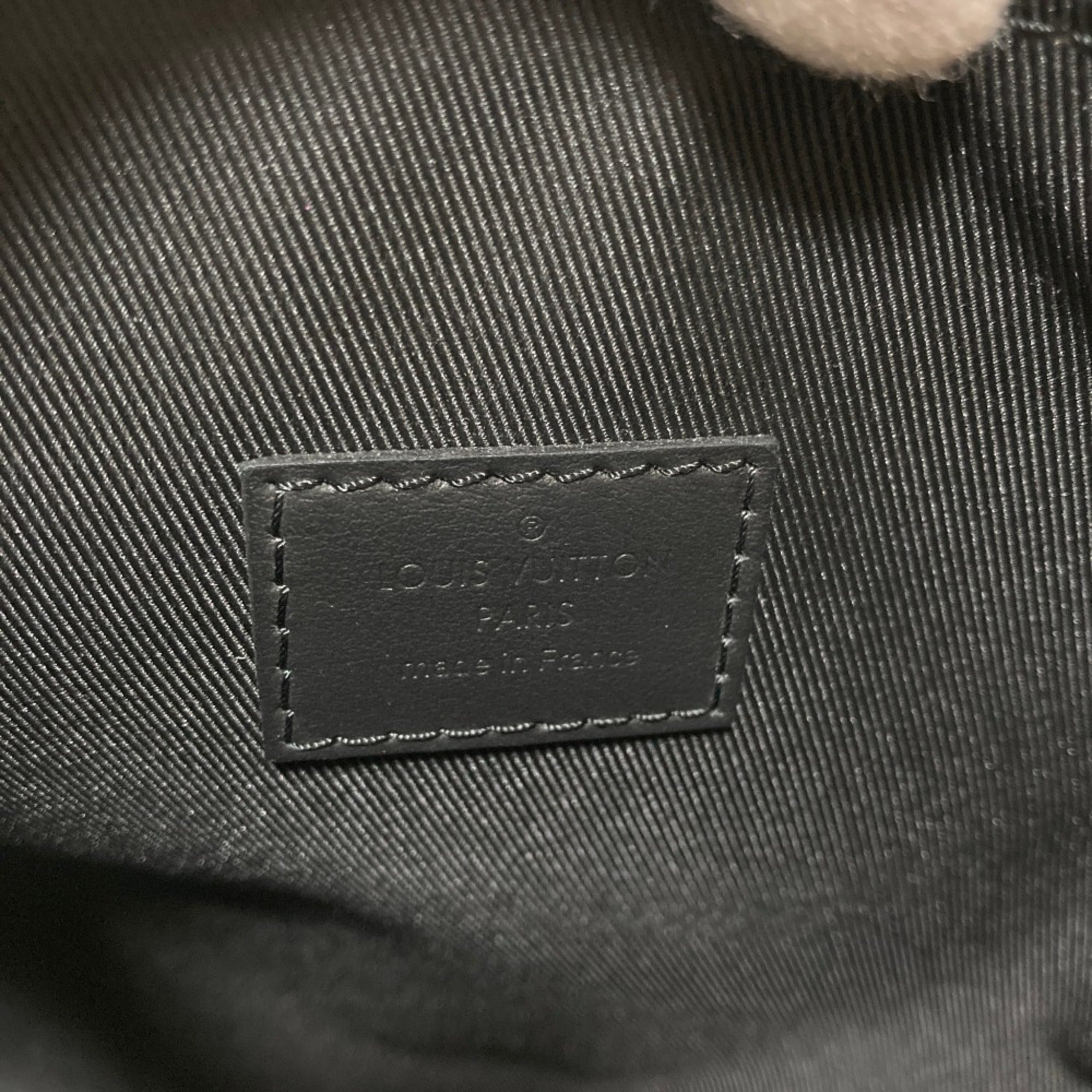 Louis Vuitton Noir Leather Clutch Bag Handbag Pouch (Pre-Owned)