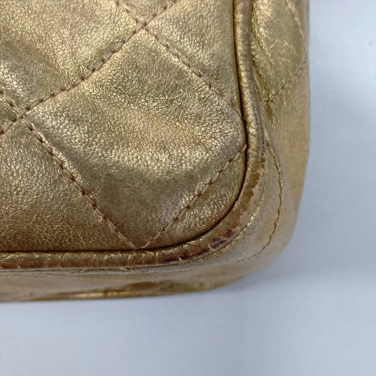 Chanel Gold Leather Crossbody Bag Shoulder Bag (Pre-Owned)