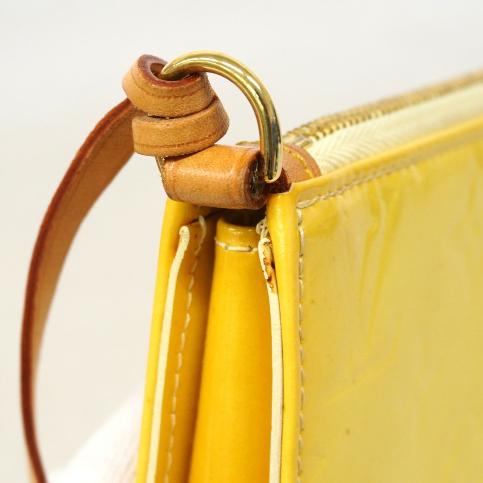 Louis Vuitton Lime Yellow Pouch (Pre-Owned)
