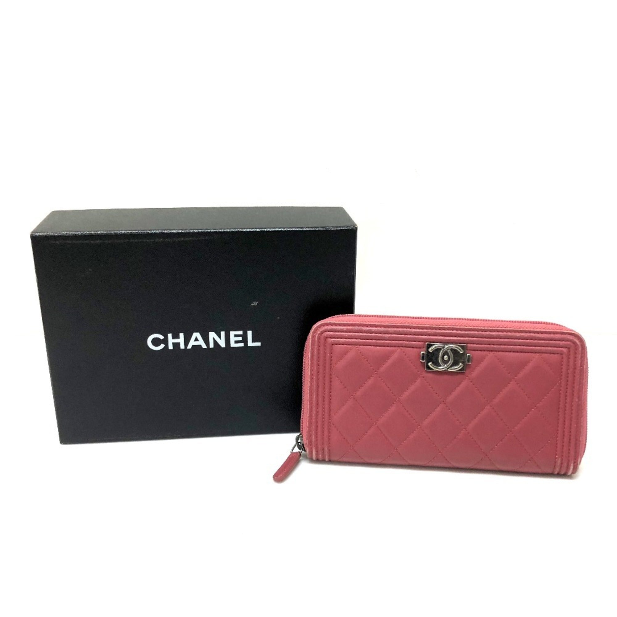 Chanel Boy Chanel Rose Pink Leather Long Wallet (Bi-Fold) (Pre-Owned)
