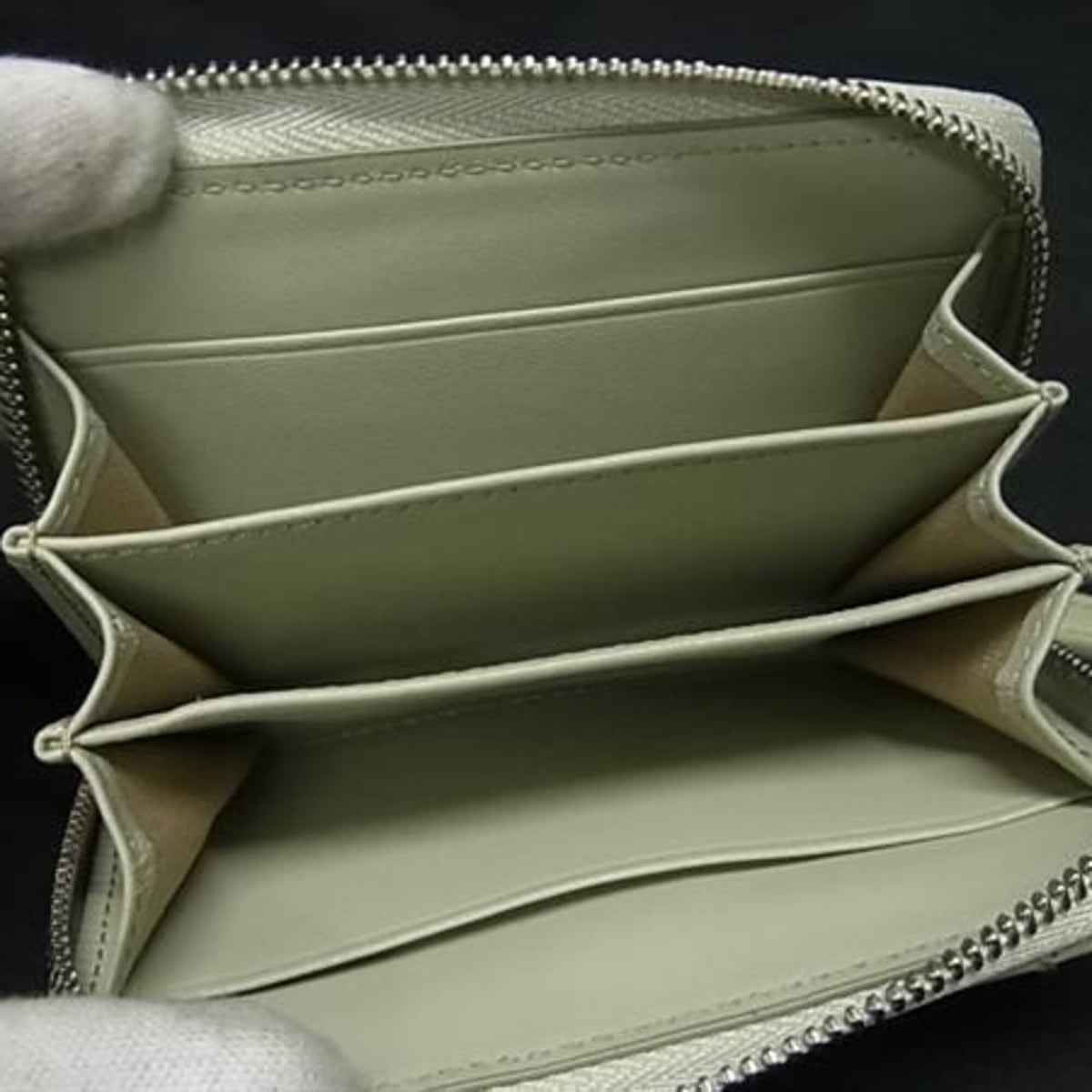 Mcm Light Beige Leather Coin Purse/Coin Case (Pre-Owned)