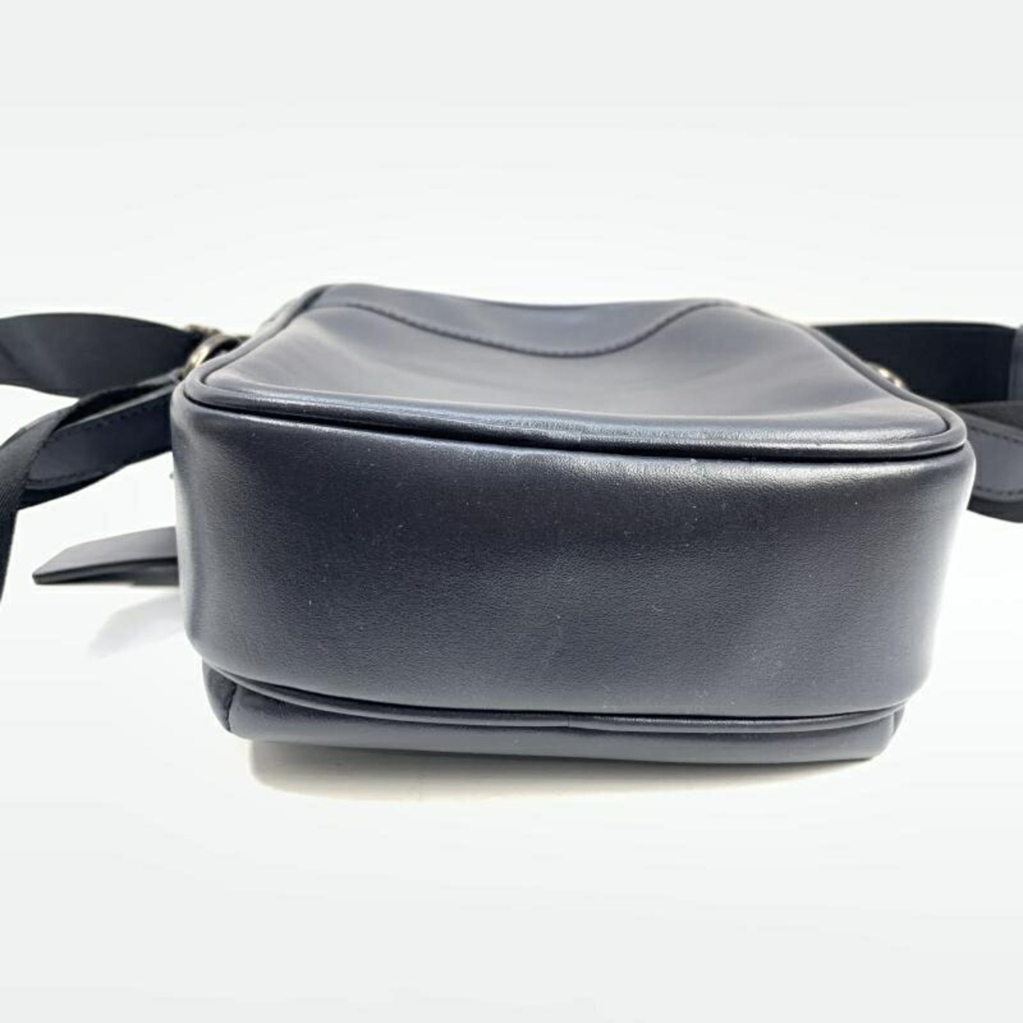 Coach Navy Leather Shoulder Bag (Pre-Owned)