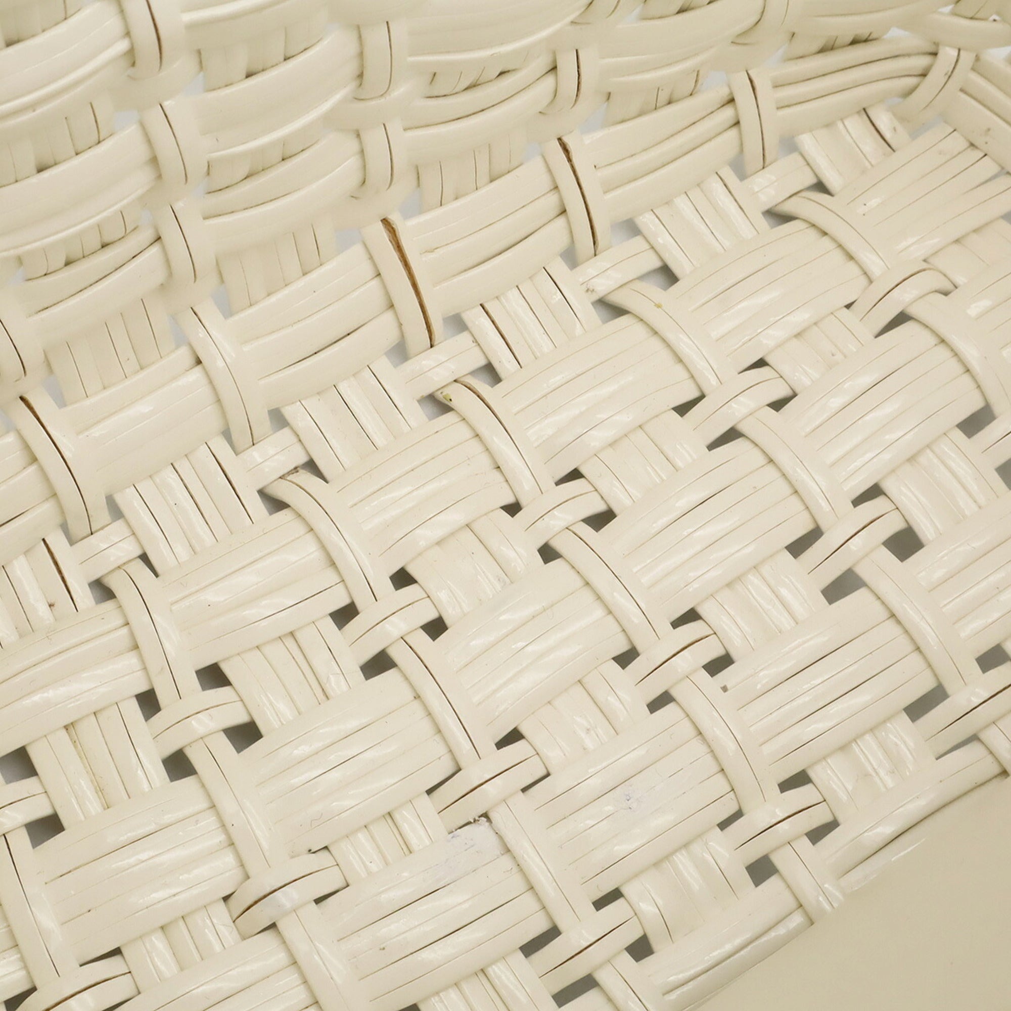 Balenciaga White Straw Basket Handbag Shoulder Bag (Pre-Owned)