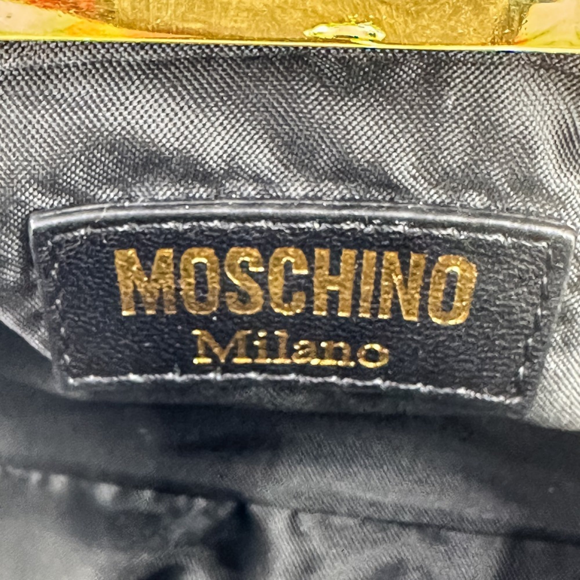 Moschino Black Leather Shoulder Bag (Pre-Owned)