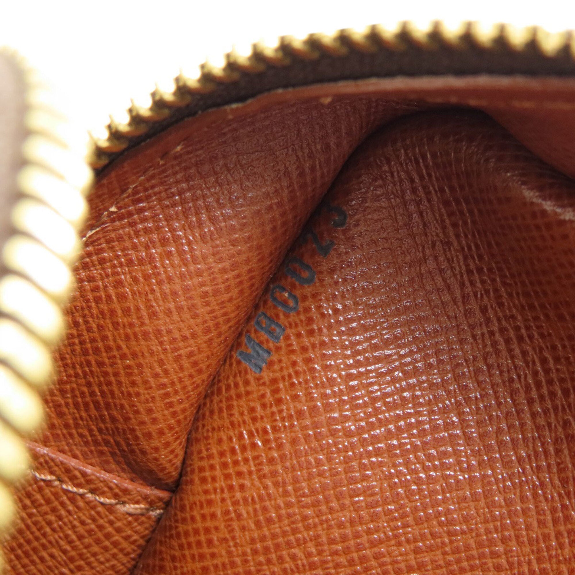 Louis Vuitton Monogram Monogram Canvas Shoulder Bag (Pre-Owned)