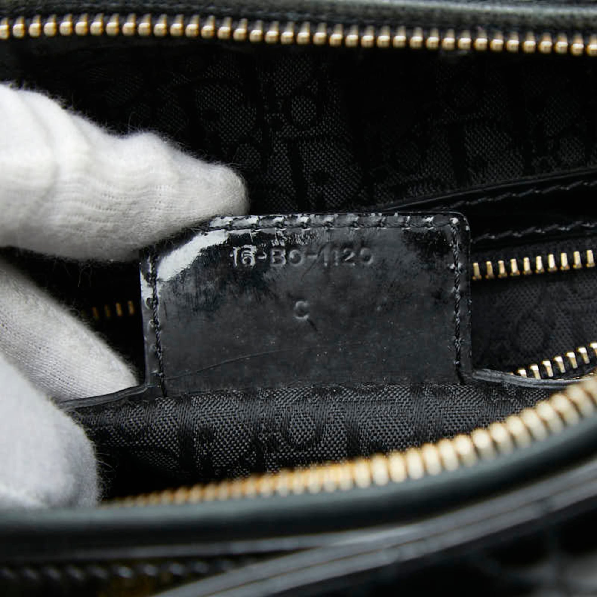 Christian Dior Lady Dior Black Patent Leather Handbag Shoulder Bag (Pre-Owned)