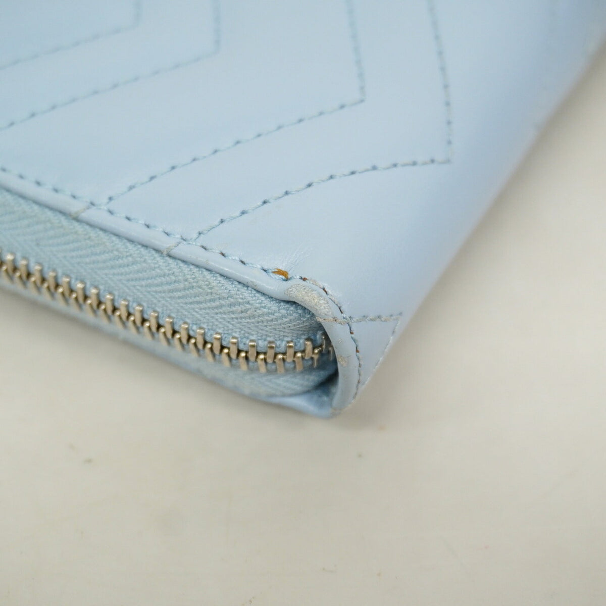Gucci Light Blue Leather Long Wallet (Bi-Fold) (Pre-Owned)
