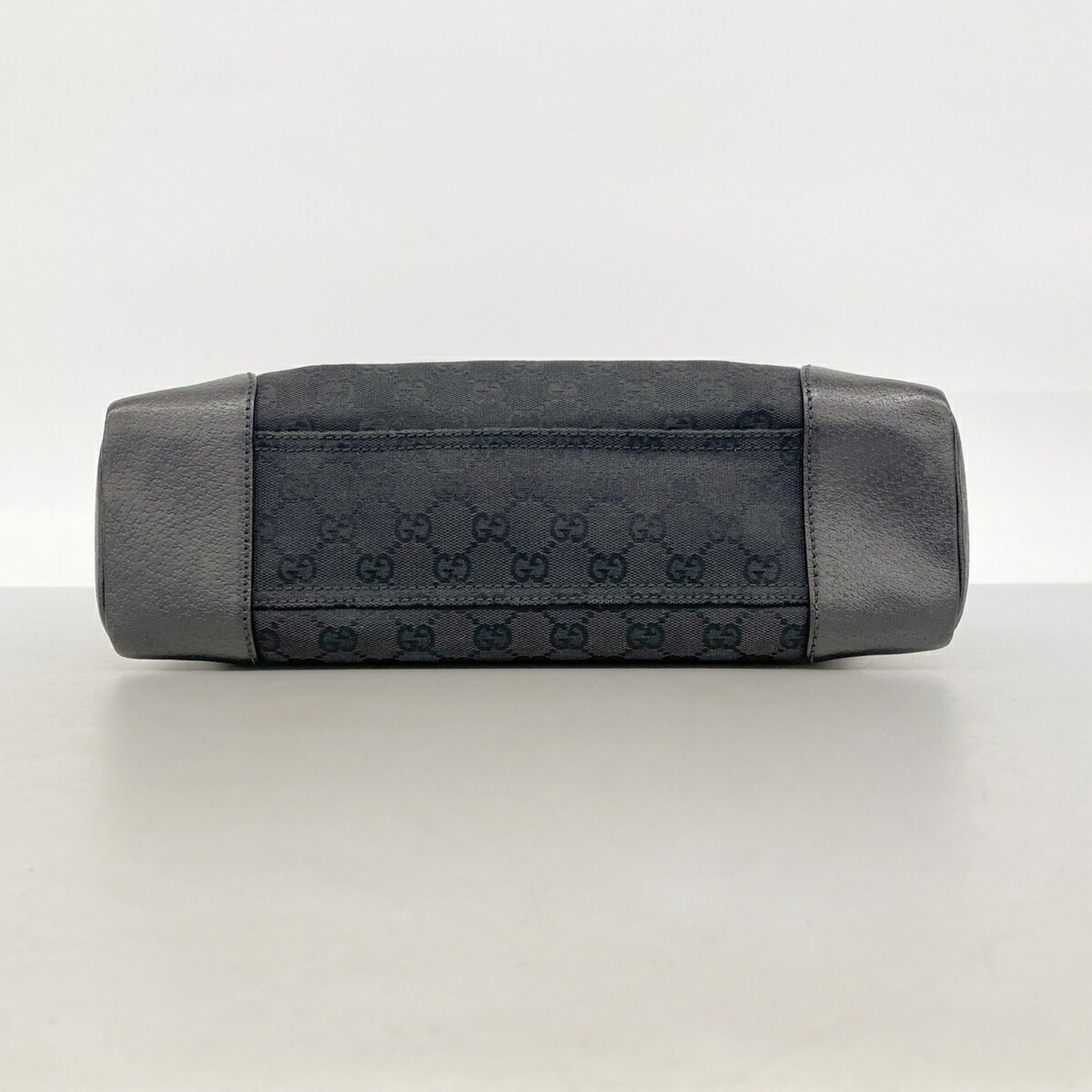 Gucci Black Canvas Shoulder Bag (Pre-Owned)