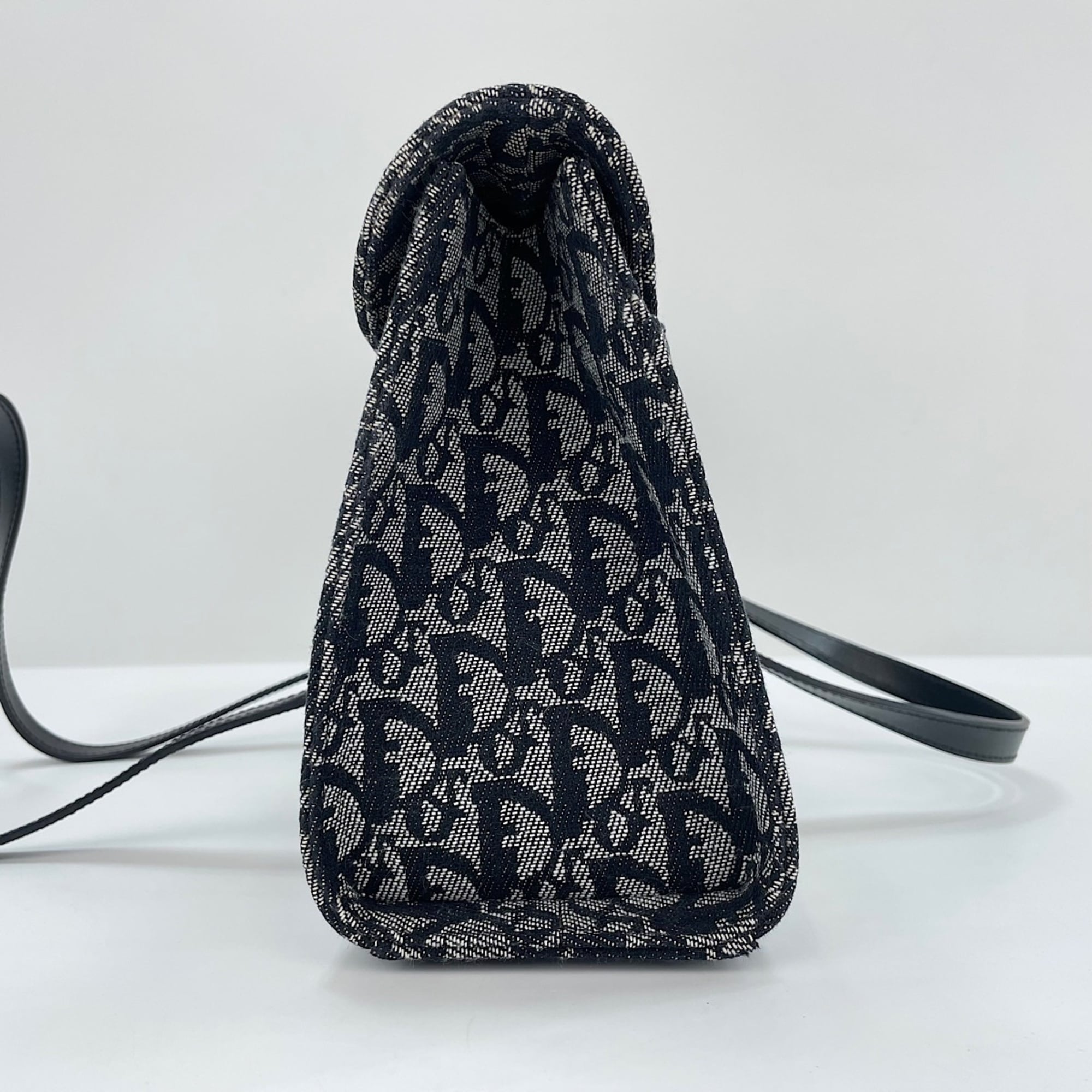Christian Dior Black Handbag (Pre-Owned)