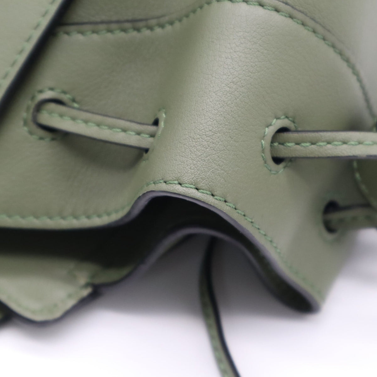 Loewe Hammock Green Leather Handbag (Pre-Owned)