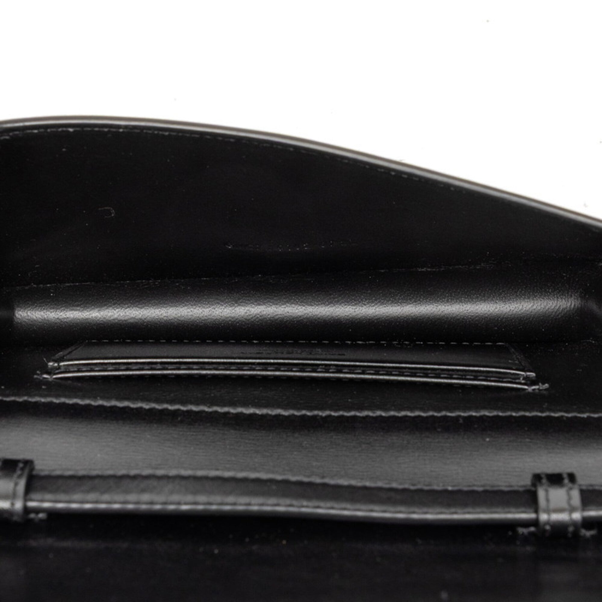 Saint Laurent Black Leather Shoulder Bag (Pre-Owned)