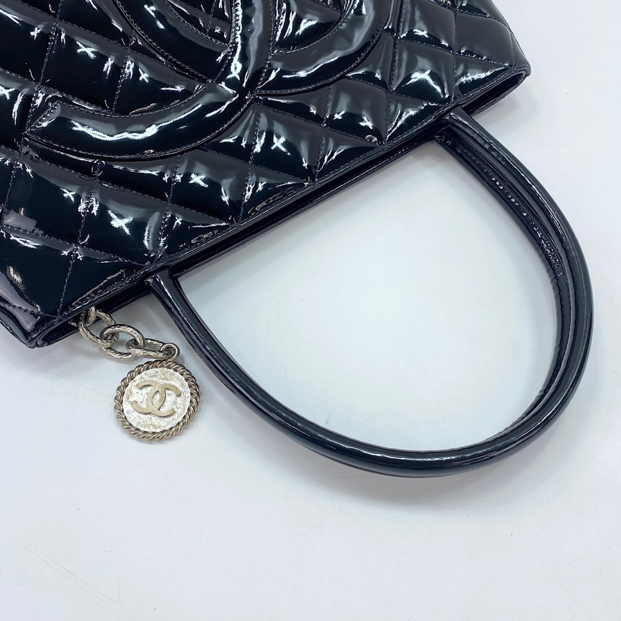 Chanel Black Tote Bag (Pre-Owned)
