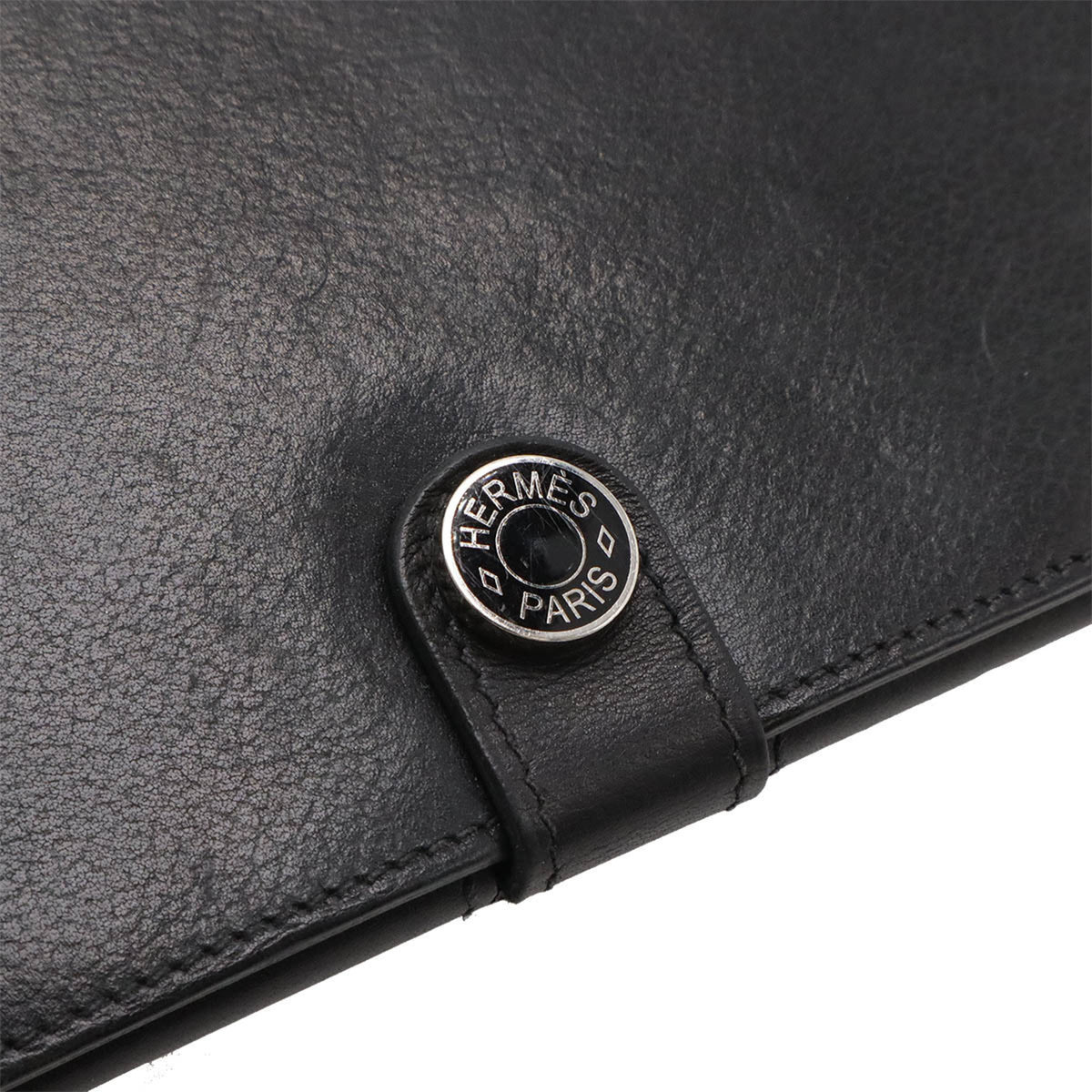 Hermes Black Evergrain Leather Long Wallet (Bi-Fold) (Pre-Owned)