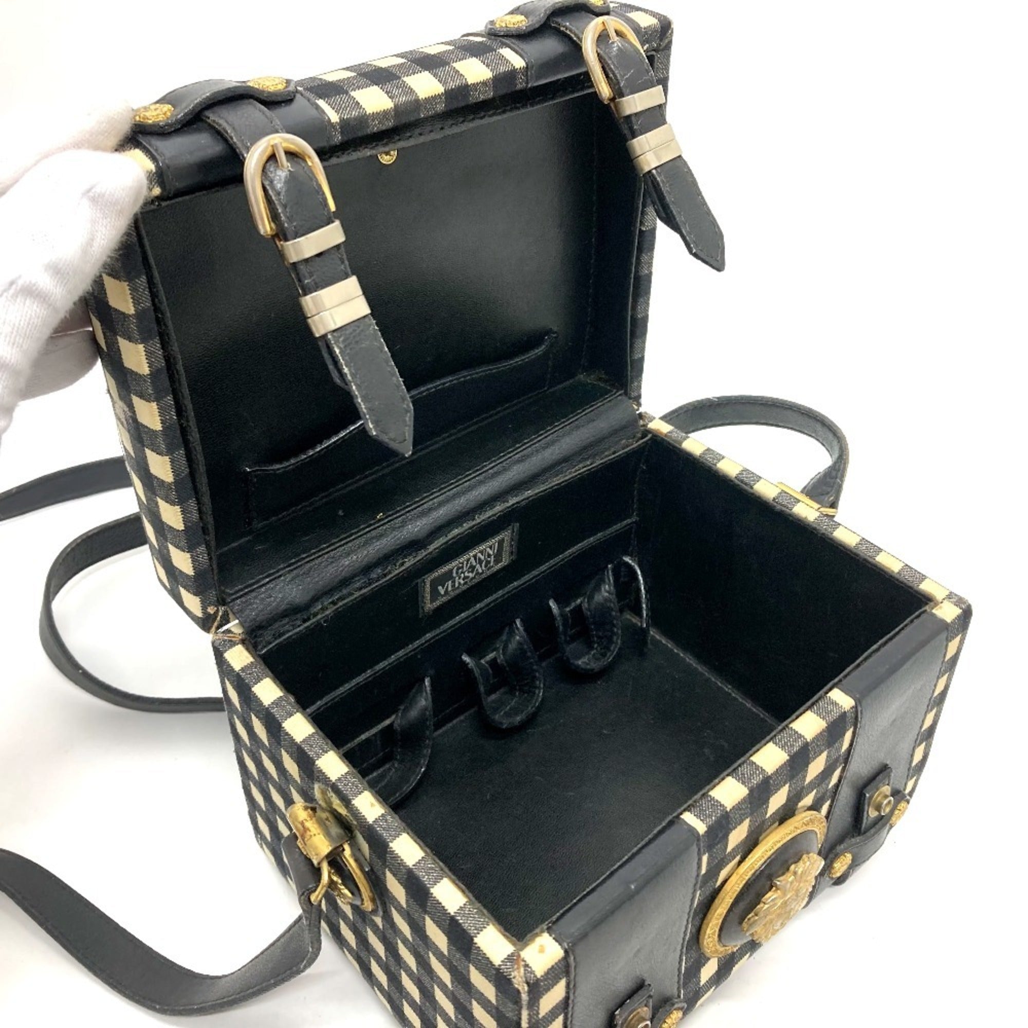 Versace Black White Yellow Leather Shoulder Bag (Pre-Owned)