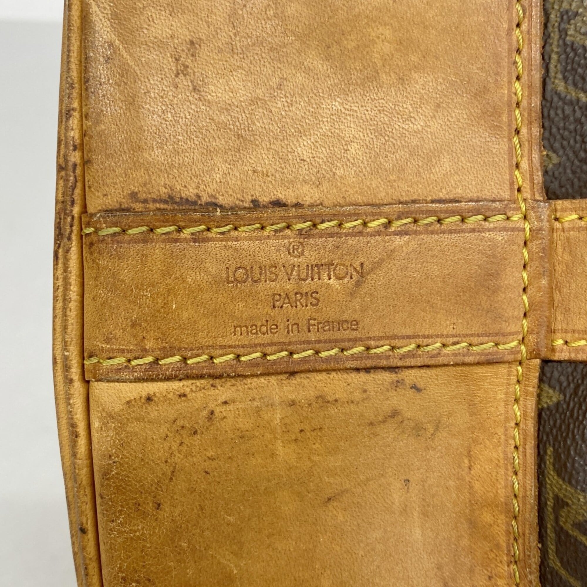 Louis Vuitton Brown Shoulder Bag (Pre-Owned)