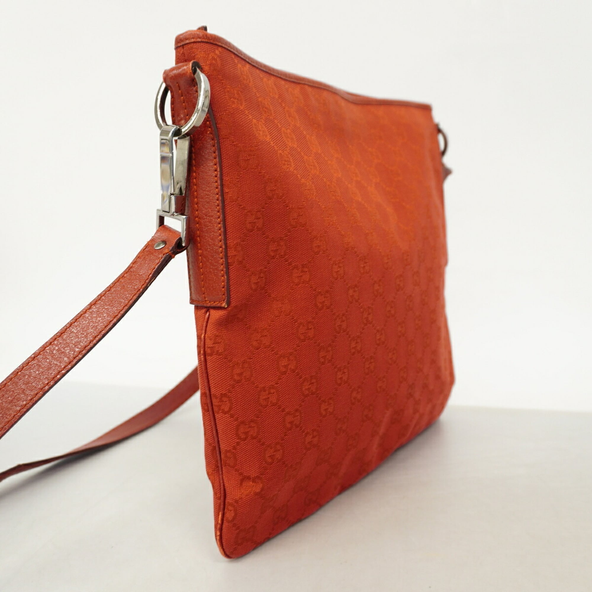 Gucci Red Color Canvas Shoulder Bag (Pre-Owned)