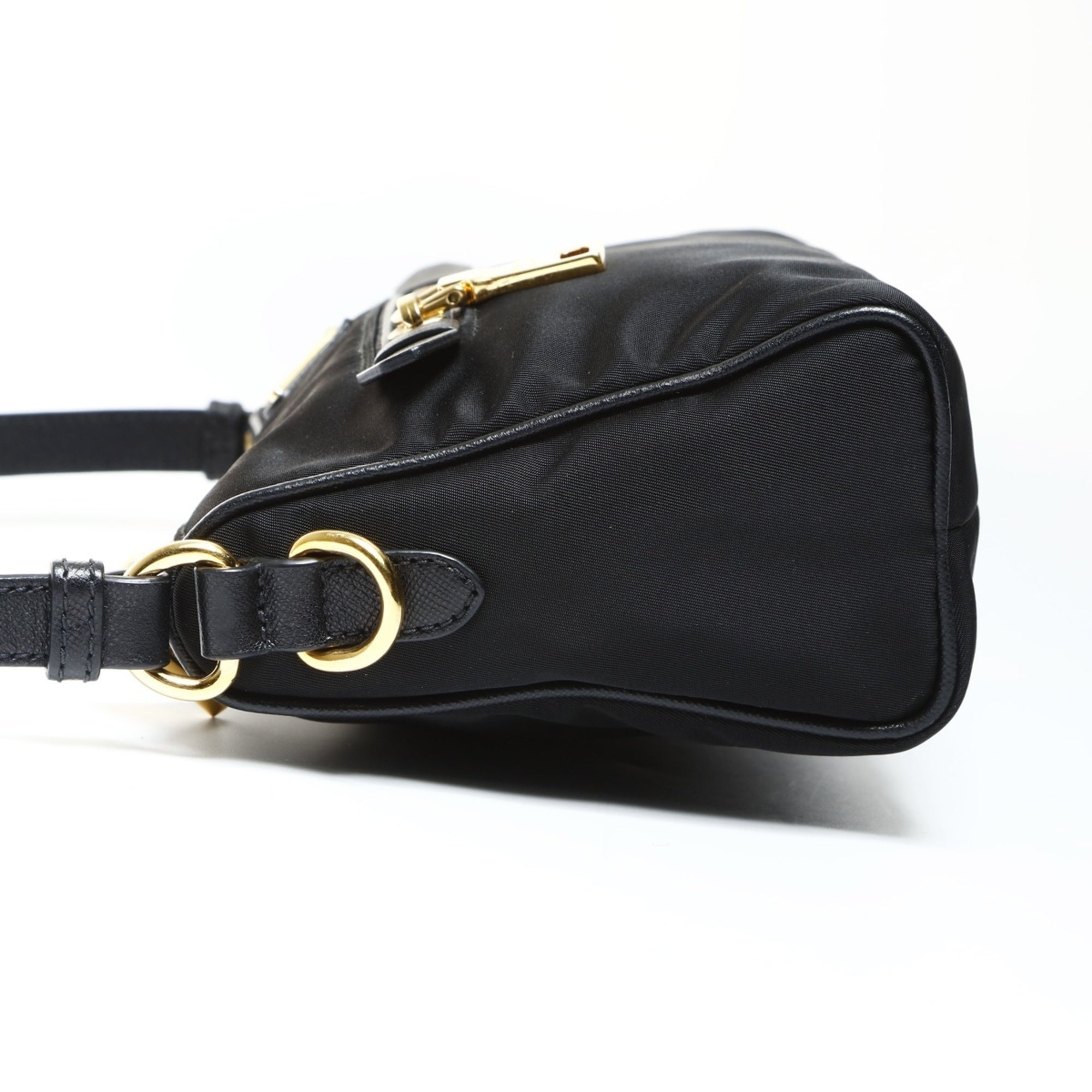 Prada Black Nylon Shoulder Bag (Pre-Owned)