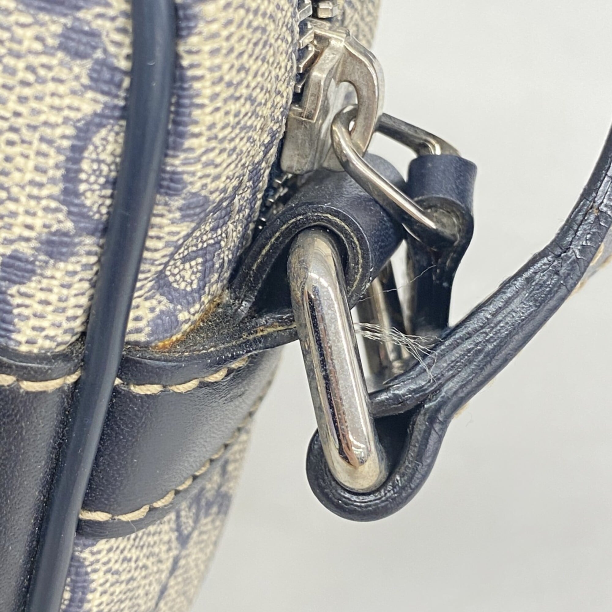 Gucci Navy Pvc Shoulder Bag (Pre-Owned)