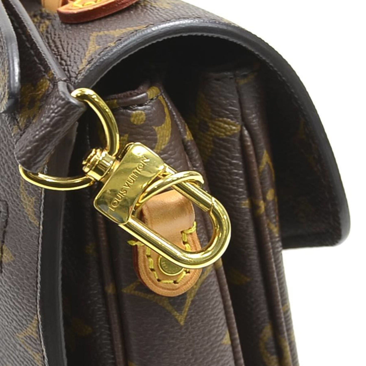 Louis Vuitton Brown Monogram Monogram Pochette Shoulder Bag (Pre-Owned)
