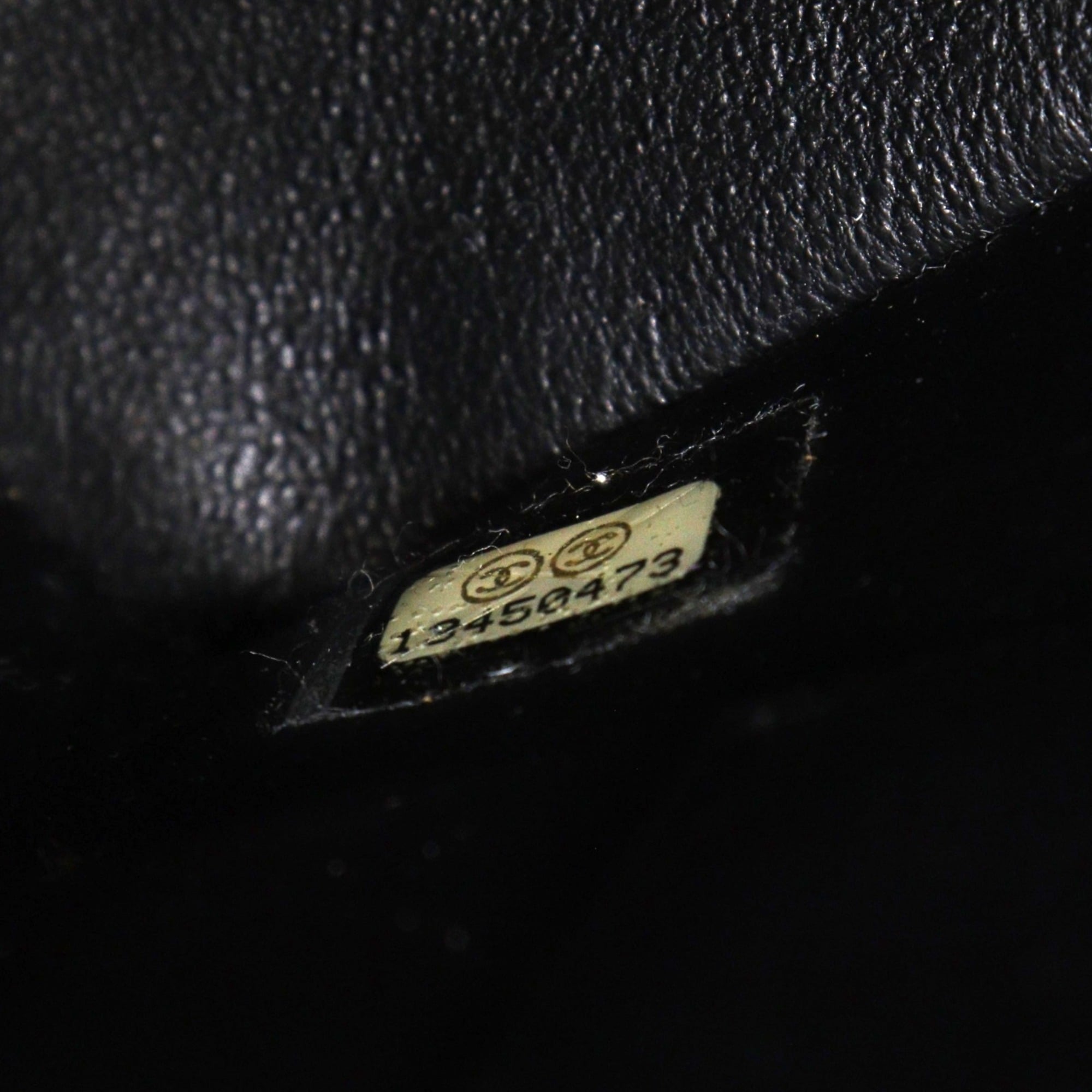 Chanel Black Grained Calfskin Tote Bag (Pre-Owned)