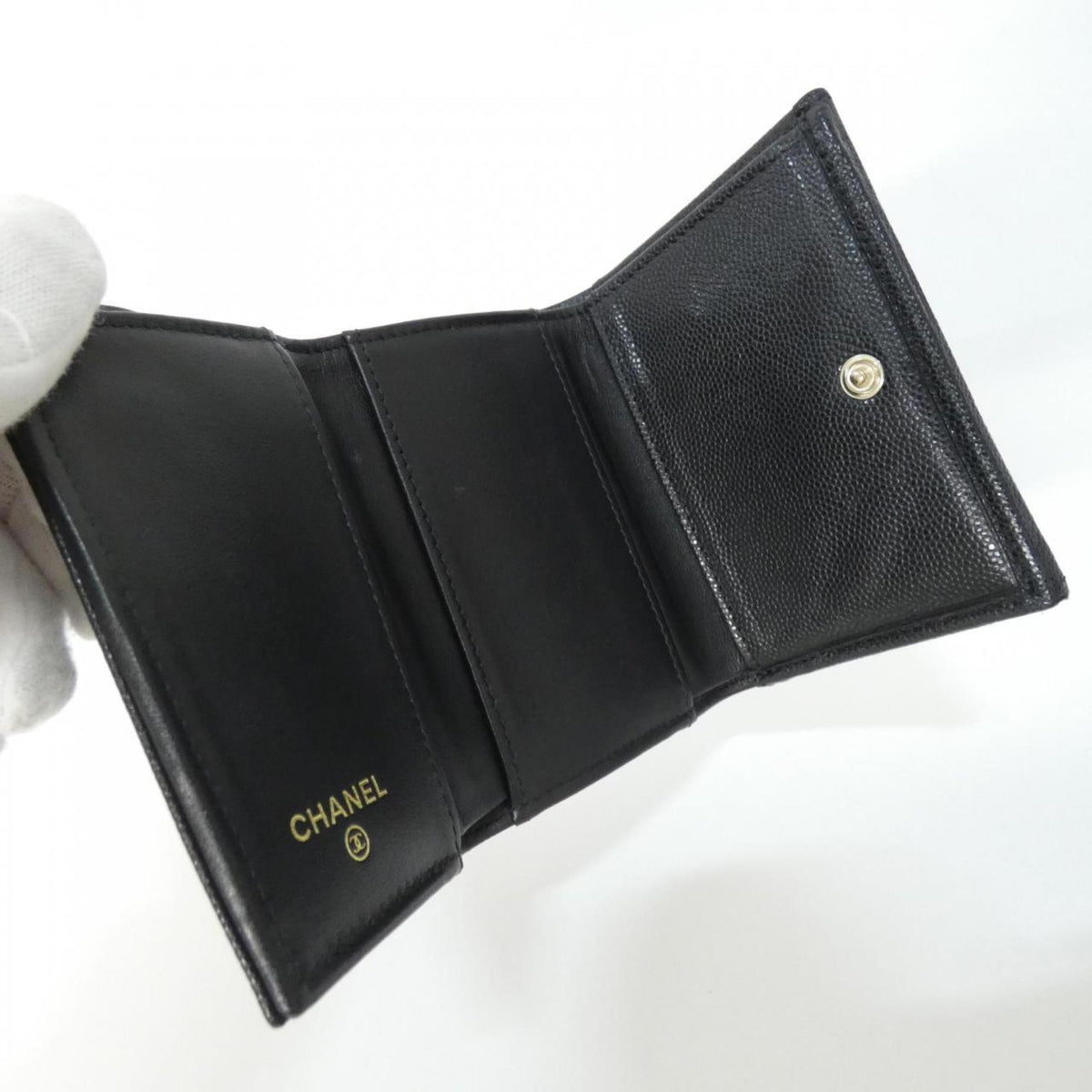 Chanel Black Grained Calfskin Wallet (Tri-Fold) (Pre-Owned)
