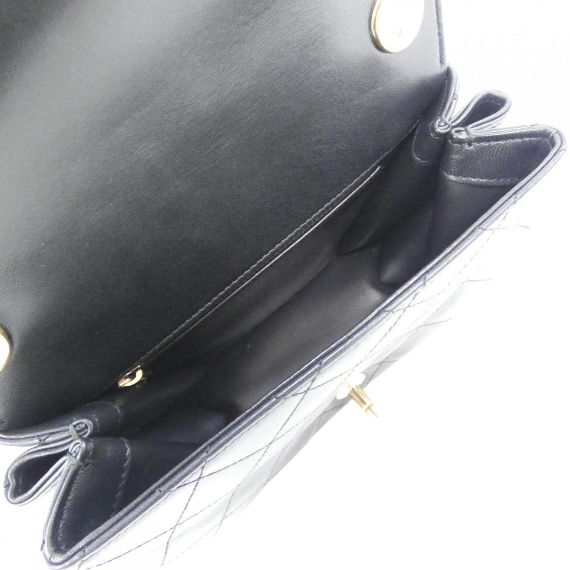 Chanel Black Leather Handbag (Pre-Owned)