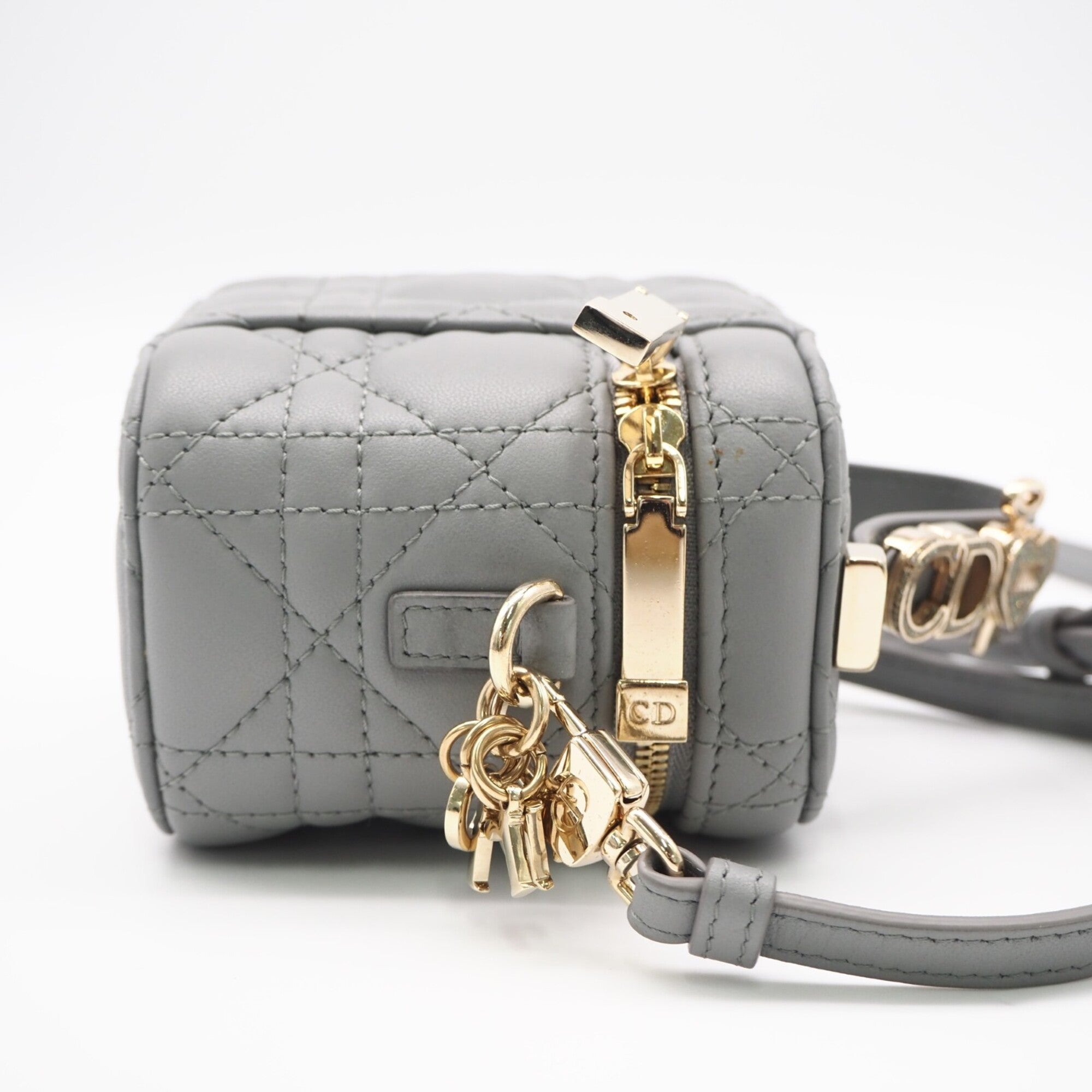 Christian Dior Lady Dior Gray Leather Shoulder Bag Vanity Bag (Pre-Owned)