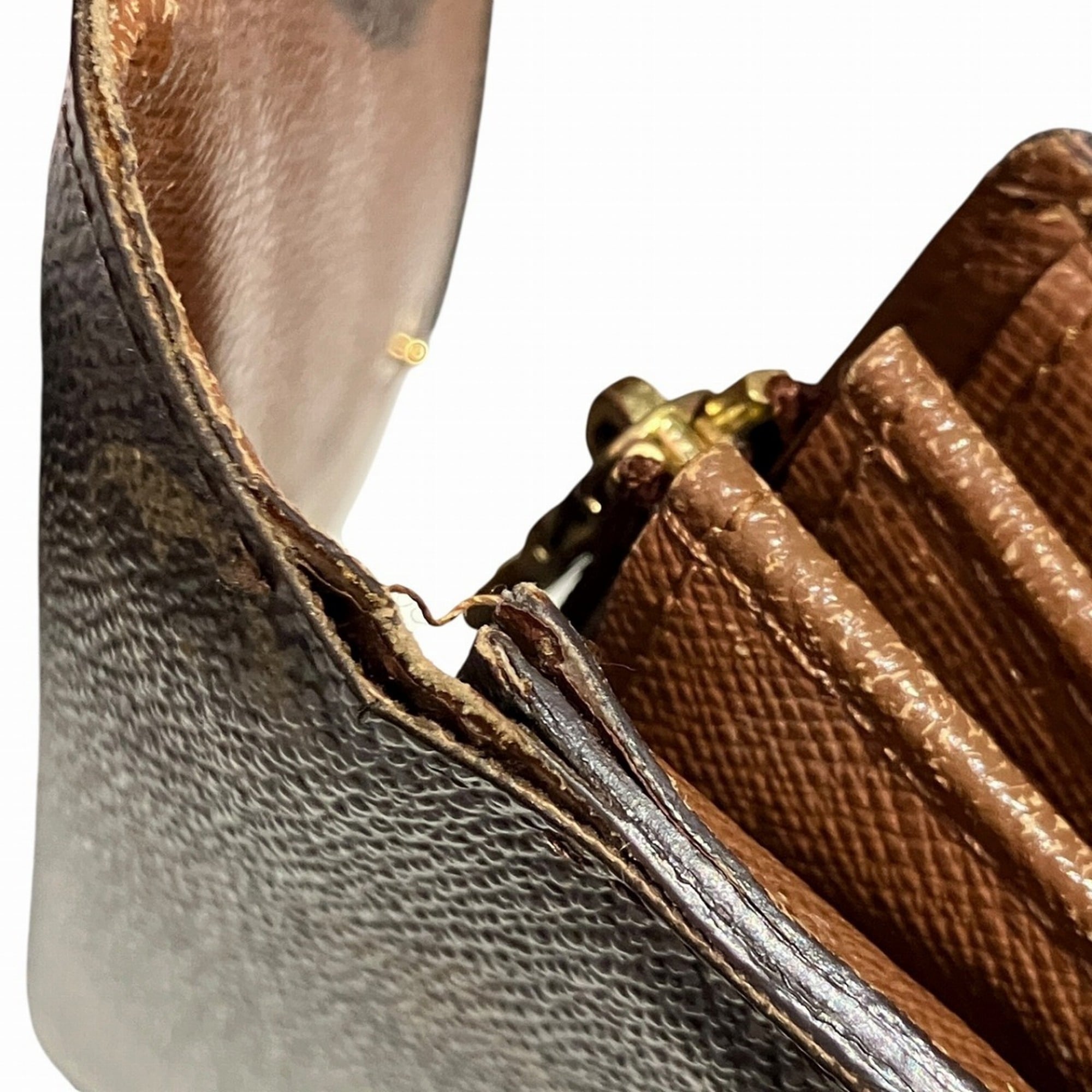 Louis Vuitton Monogram Brown Monogram Long Wallet (Bi-Fold) (Pre-Owned)