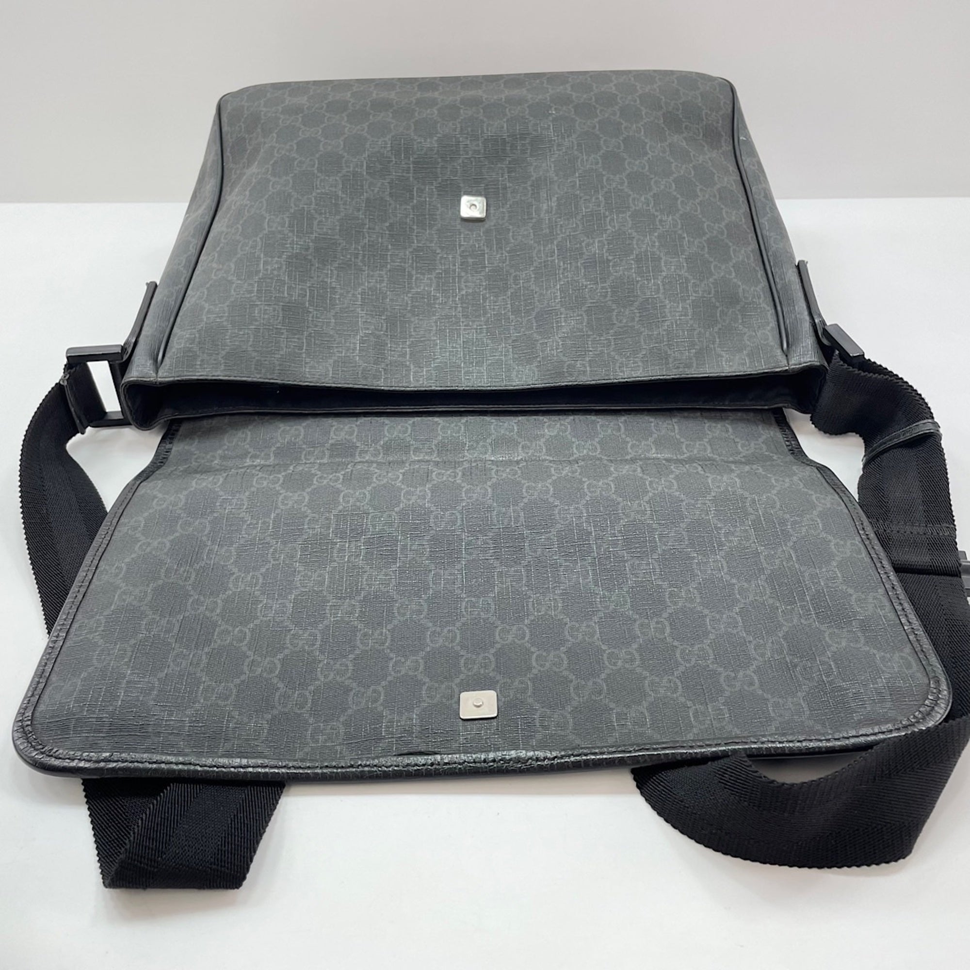 Gucci Black (Pre-Owned)