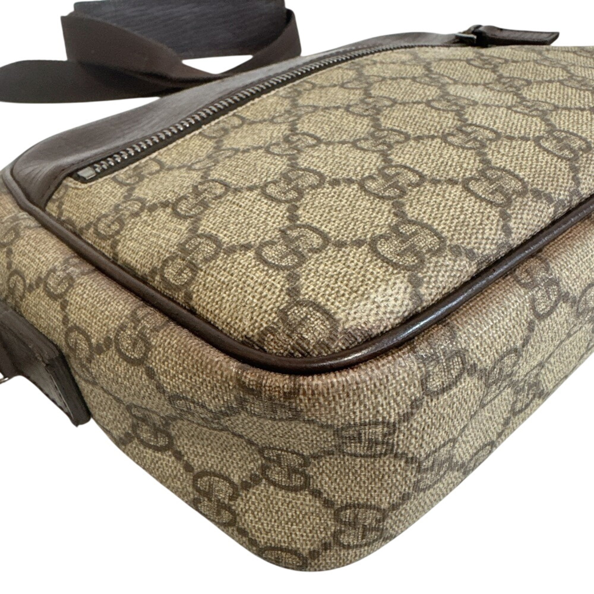 Gucci Beige Gg Supreme Shoulder Bag (Pre-Owned)