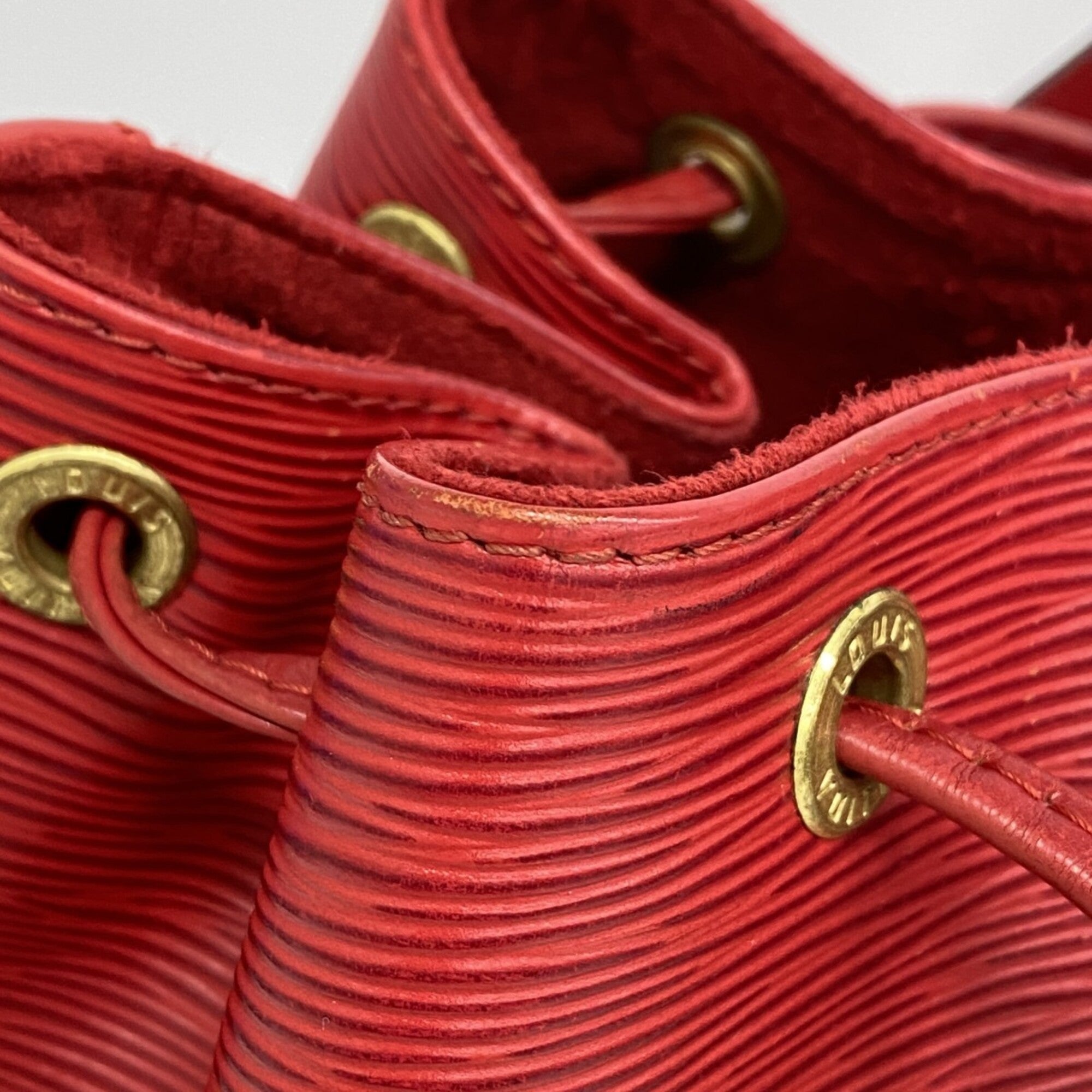 Louis Vuitton Castilian Red Shoulder Bag (Pre-Owned)