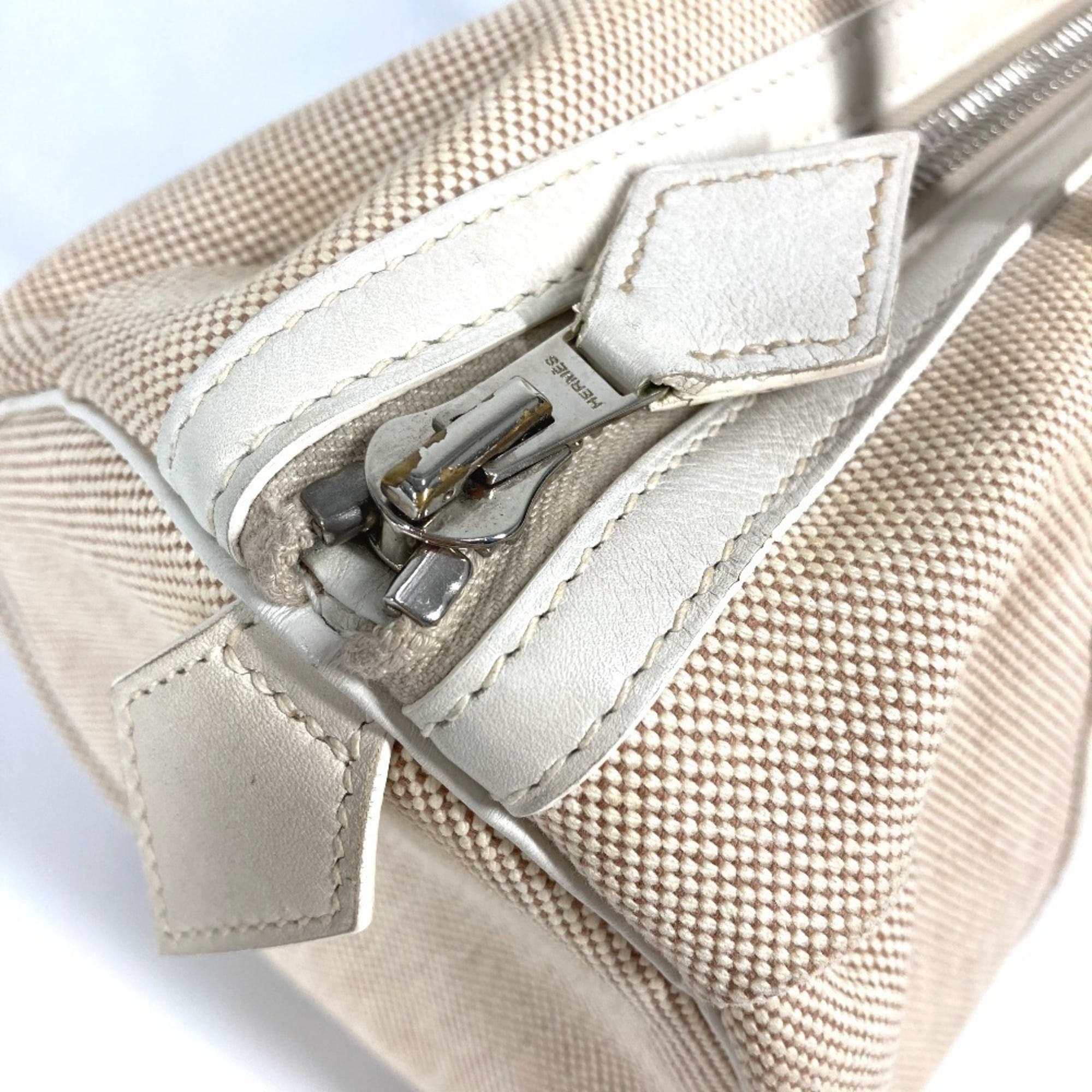 Hermes Beige White Toile H Boston Bag Handbag (Pre-Owned)