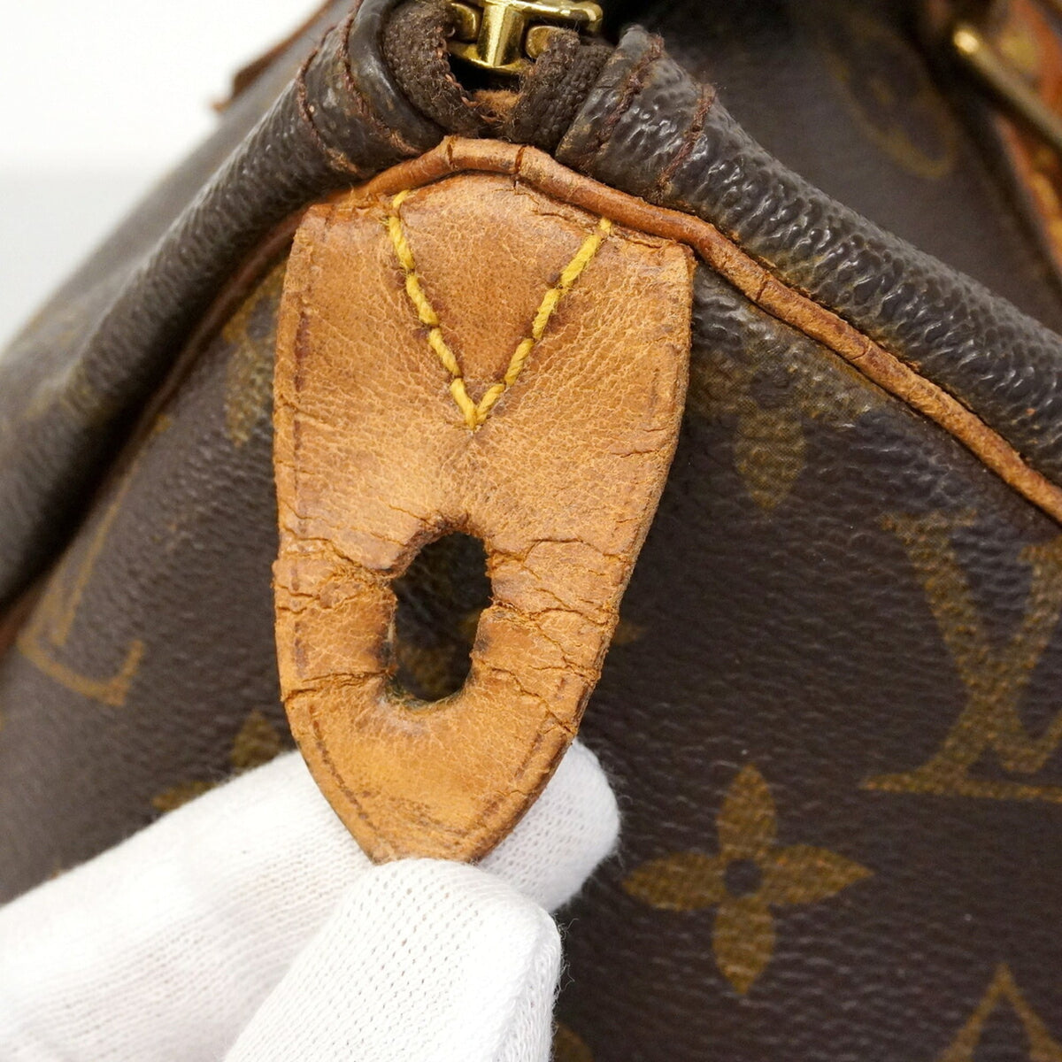 Louis Vuitton Brown Handbag (Pre-Owned)