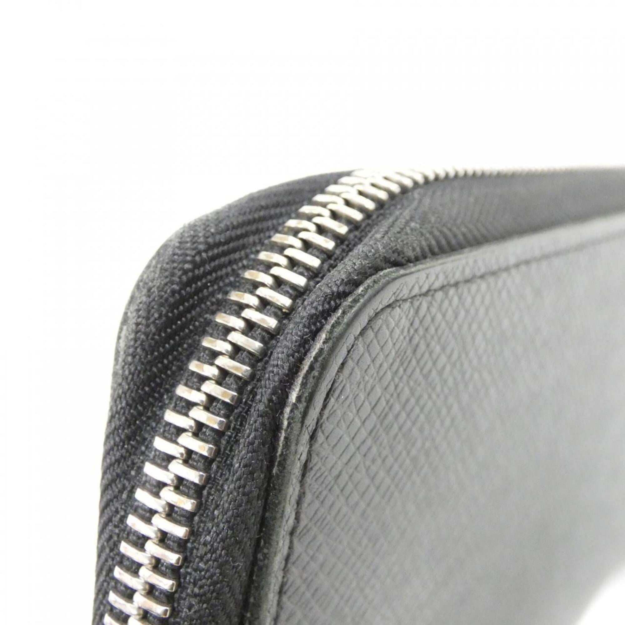 Louis Vuitton Black Leather Long Wallet (Bi-Fold) (Pre-Owned)