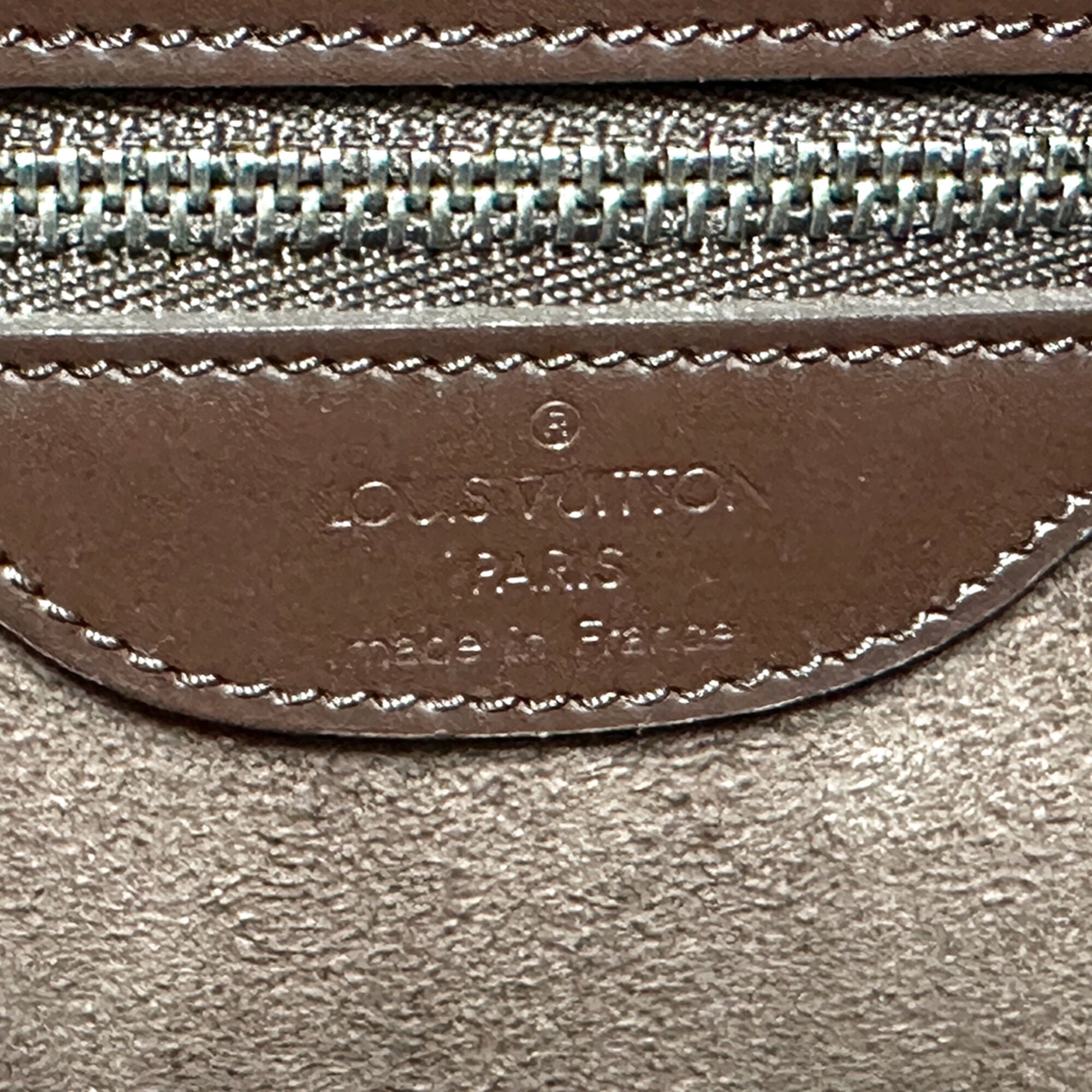 Louis Vuitton Brown Moka White Epi Leather Handbag Shoulder Bag (Pre-Owned)