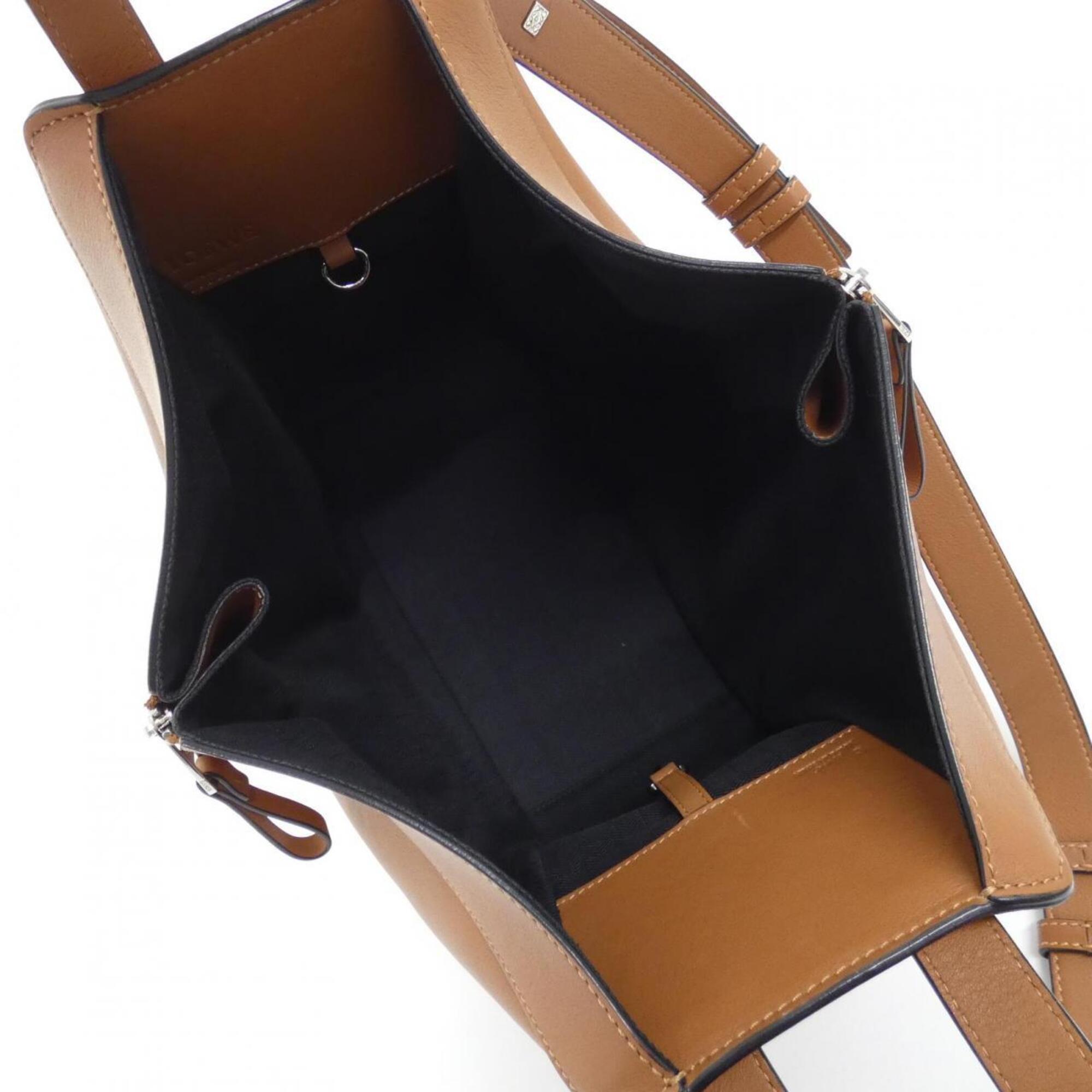 Loewe Hammock Silver Leather Shoulder Bag (Pre-Owned)