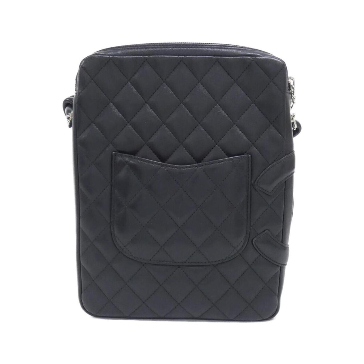 Chanel Black Leather Shoulder Bag (Pre-Owned)