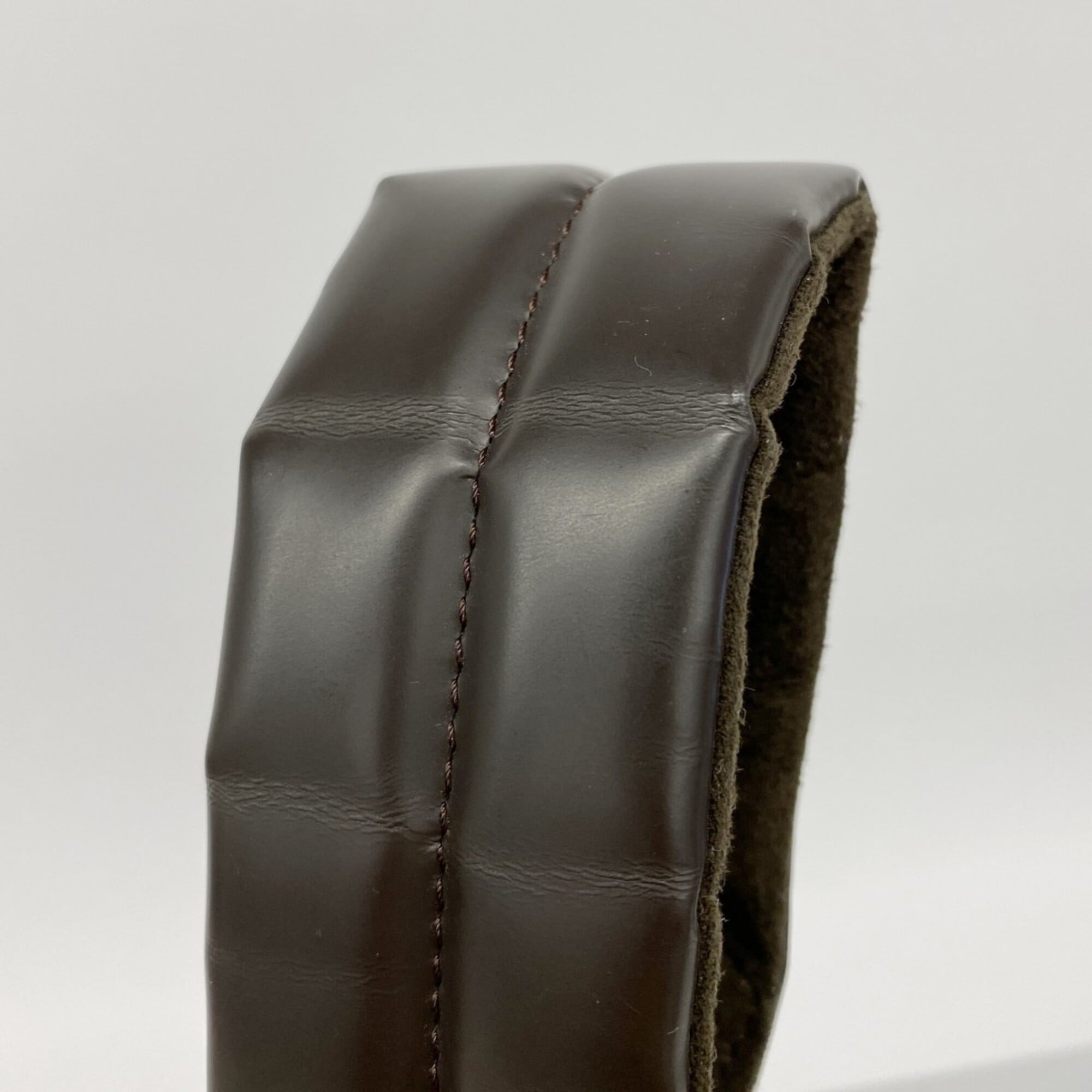 Louis Vuitton Coffee Shoulder Bag (Pre-Owned)
